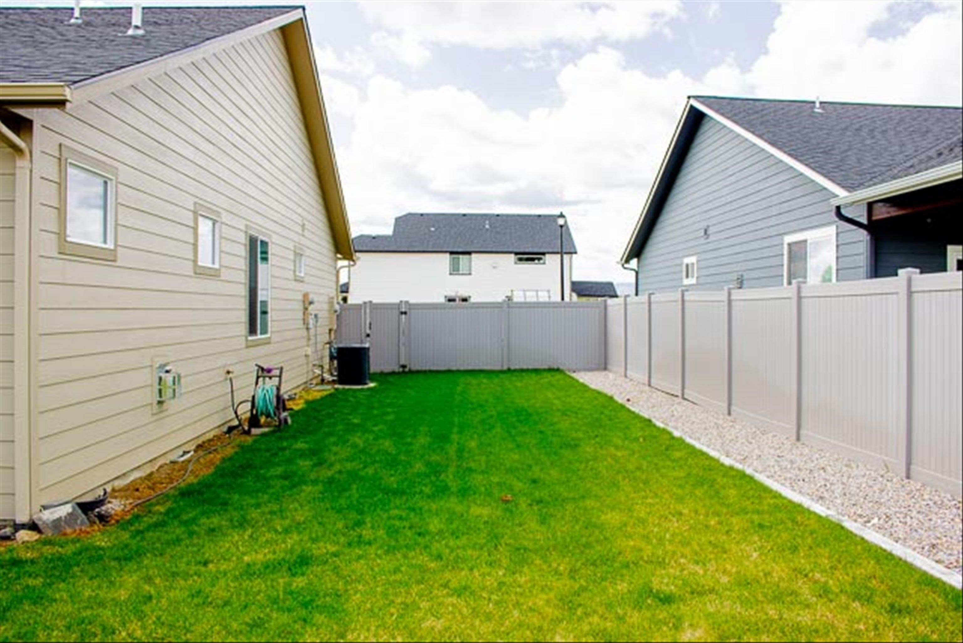 1262 N Park Ave - Photo 23