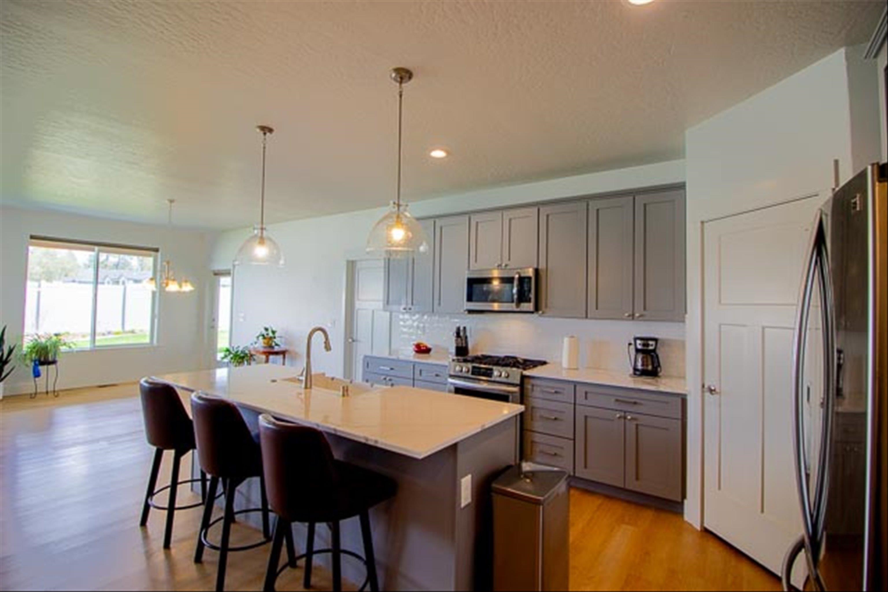 1262 N Park Ave - Photo 6