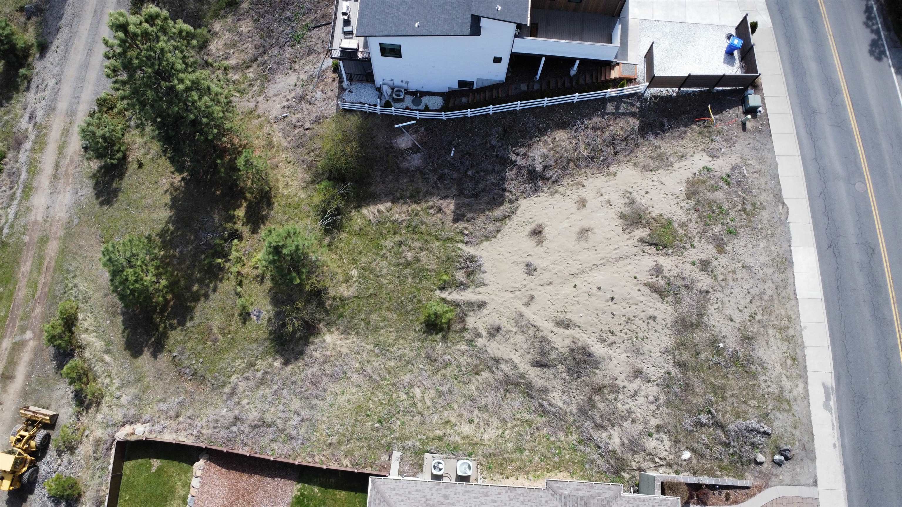 7520 N CEDAR Rd - Photo 3