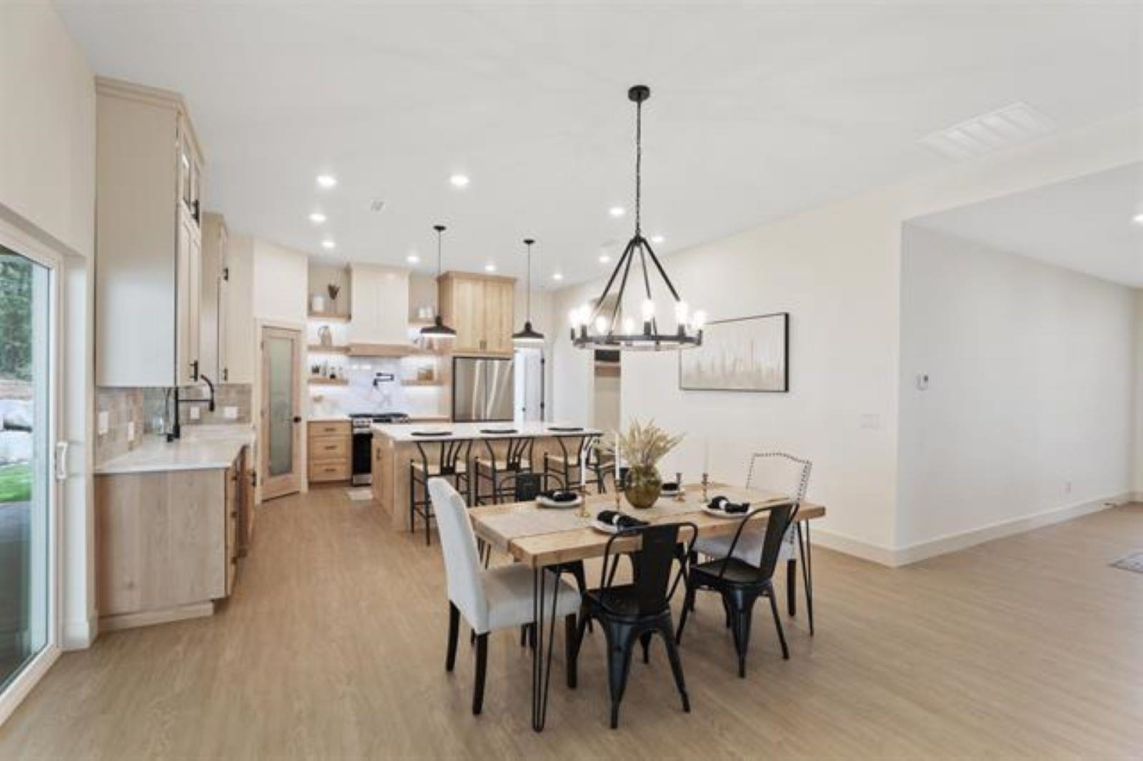 7612 N Cedar Rd - Photo 5