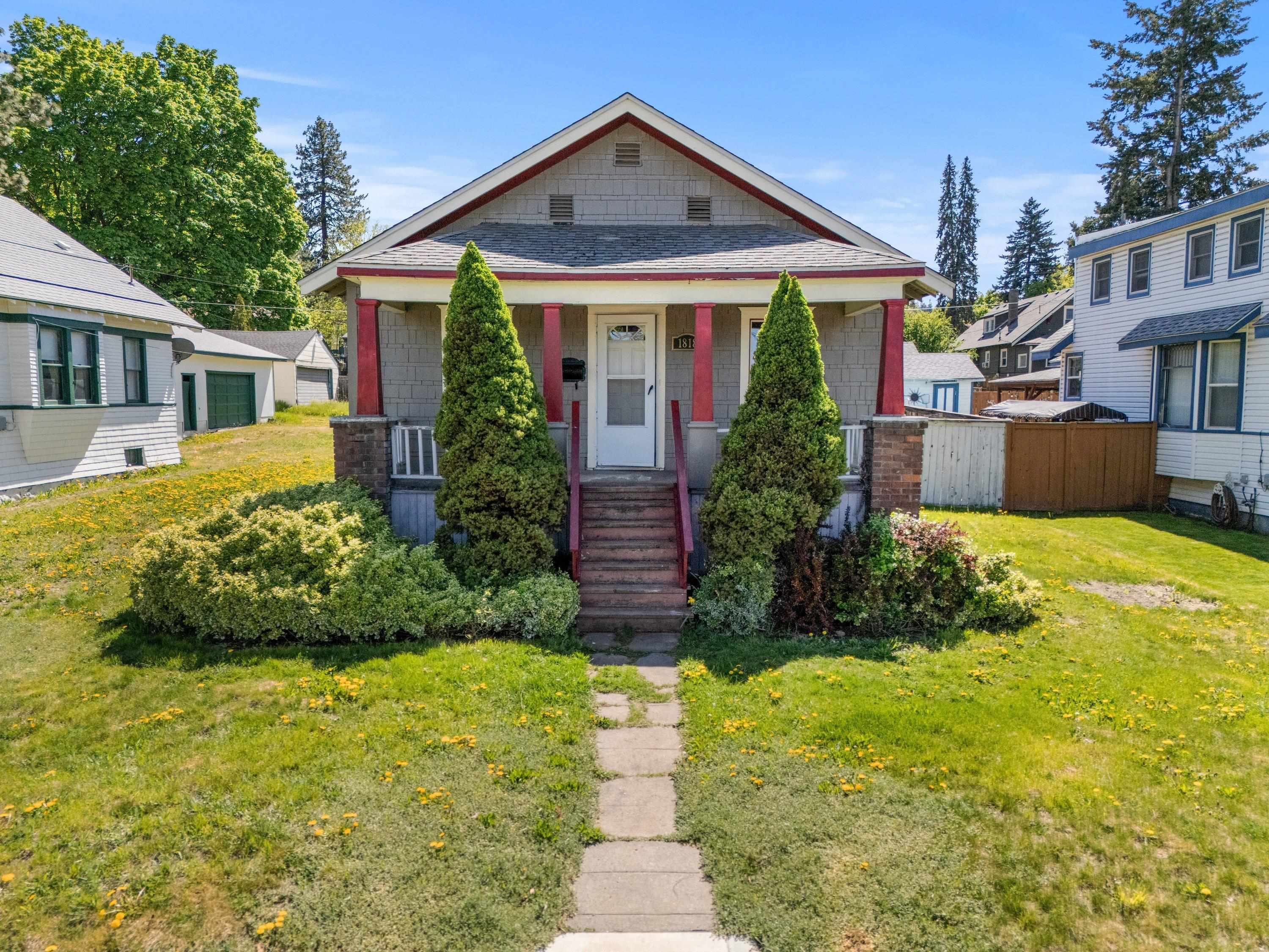 1818 E 11th Ave - Photo 1