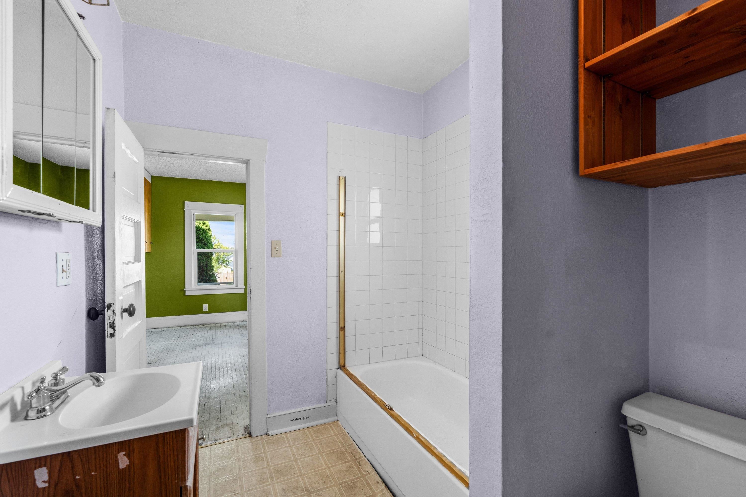 1818 E 11th Ave - Photo 17