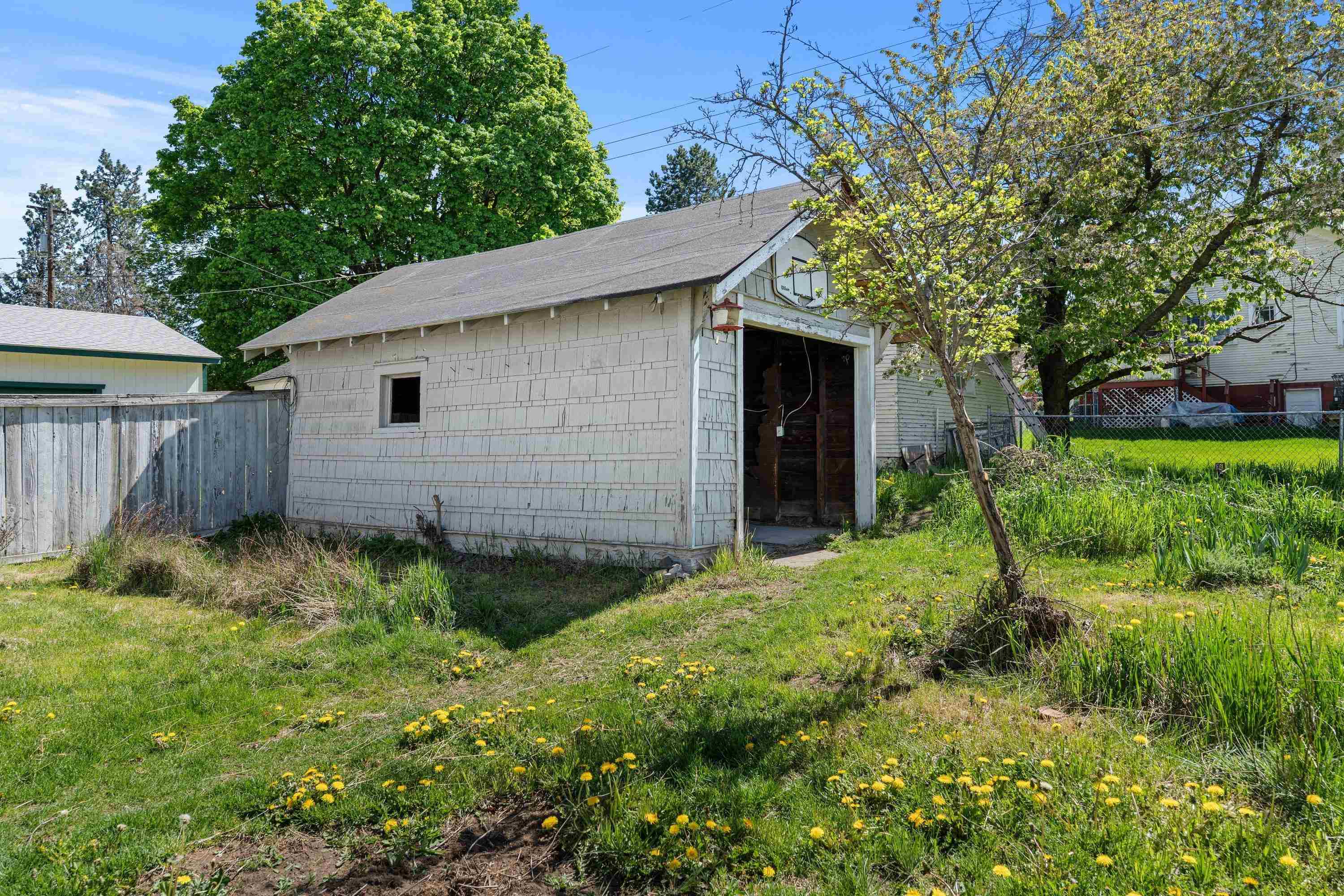 1818 E 11th Ave - Photo 32