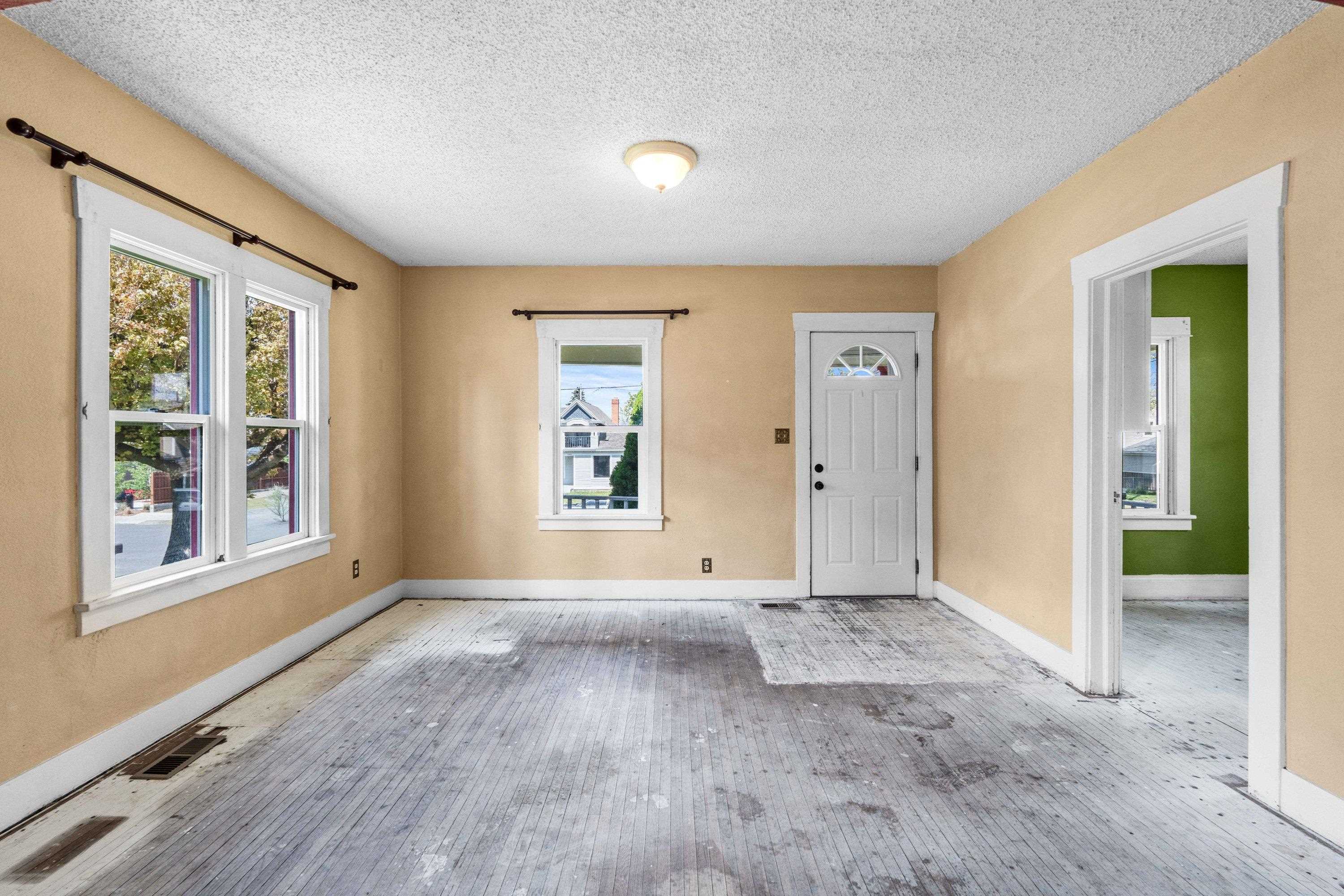 1818 E 11th Ave - Photo 7