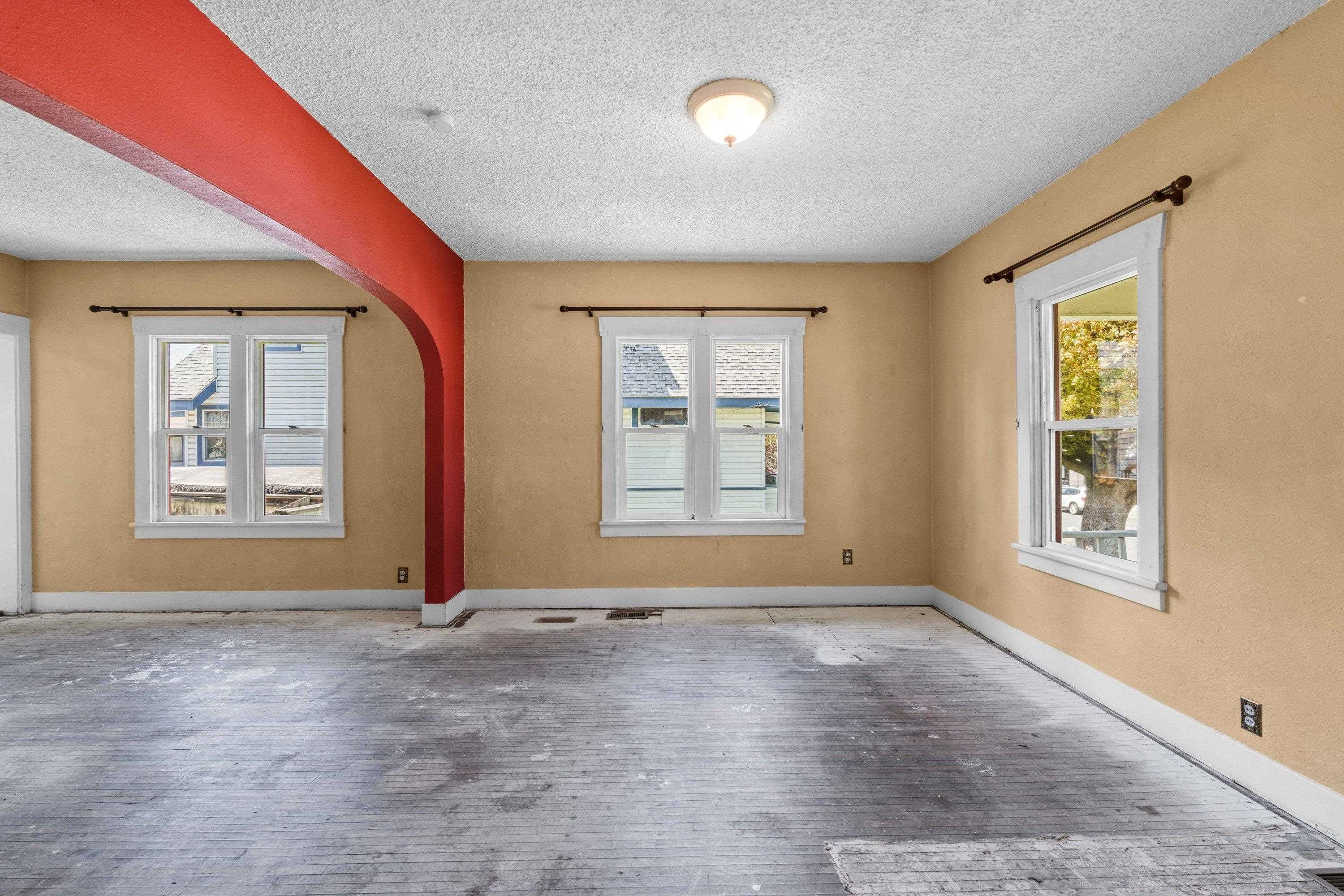 1818 E 11th Ave - Photo 8