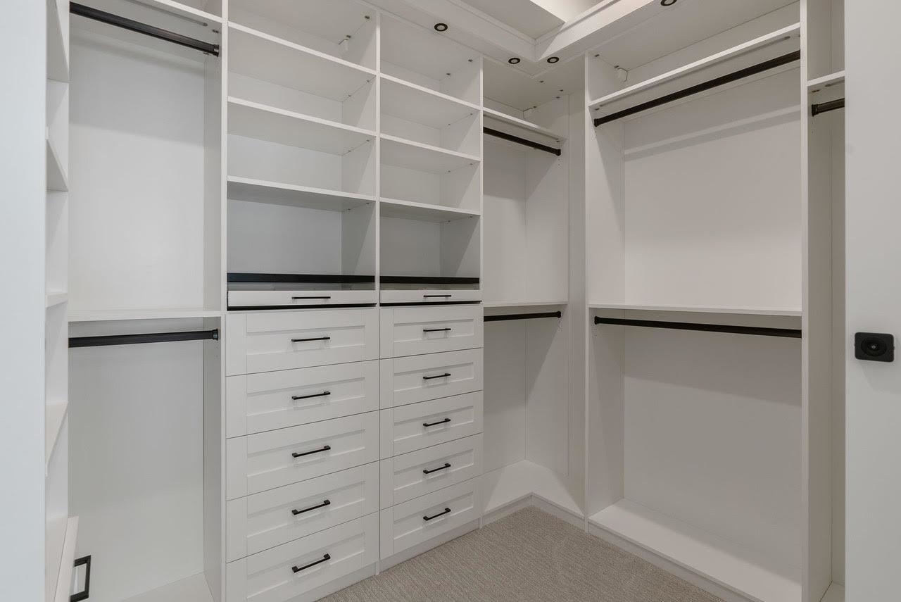 7520 N Cedar Rd - Photo 22