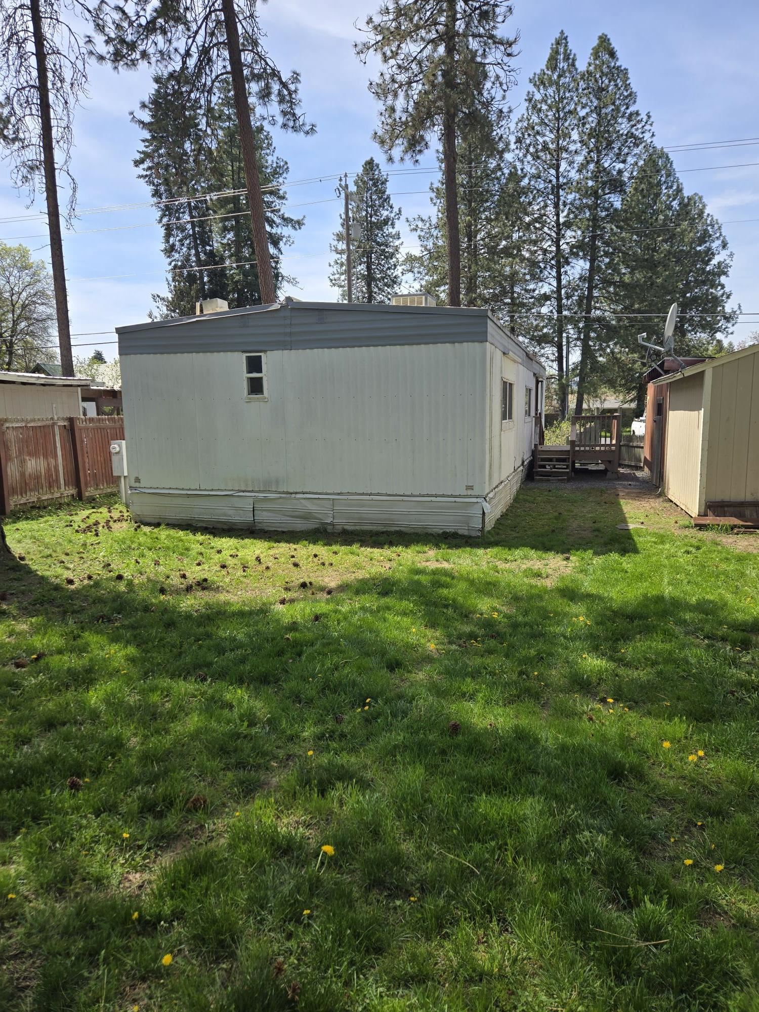 316 N Colville Rd - Photo 3