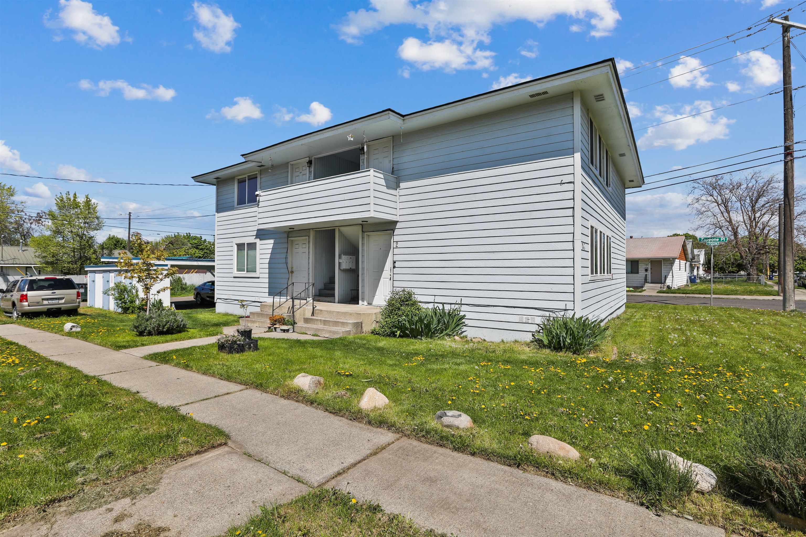 1847 E Marshall Ave - Photo 1