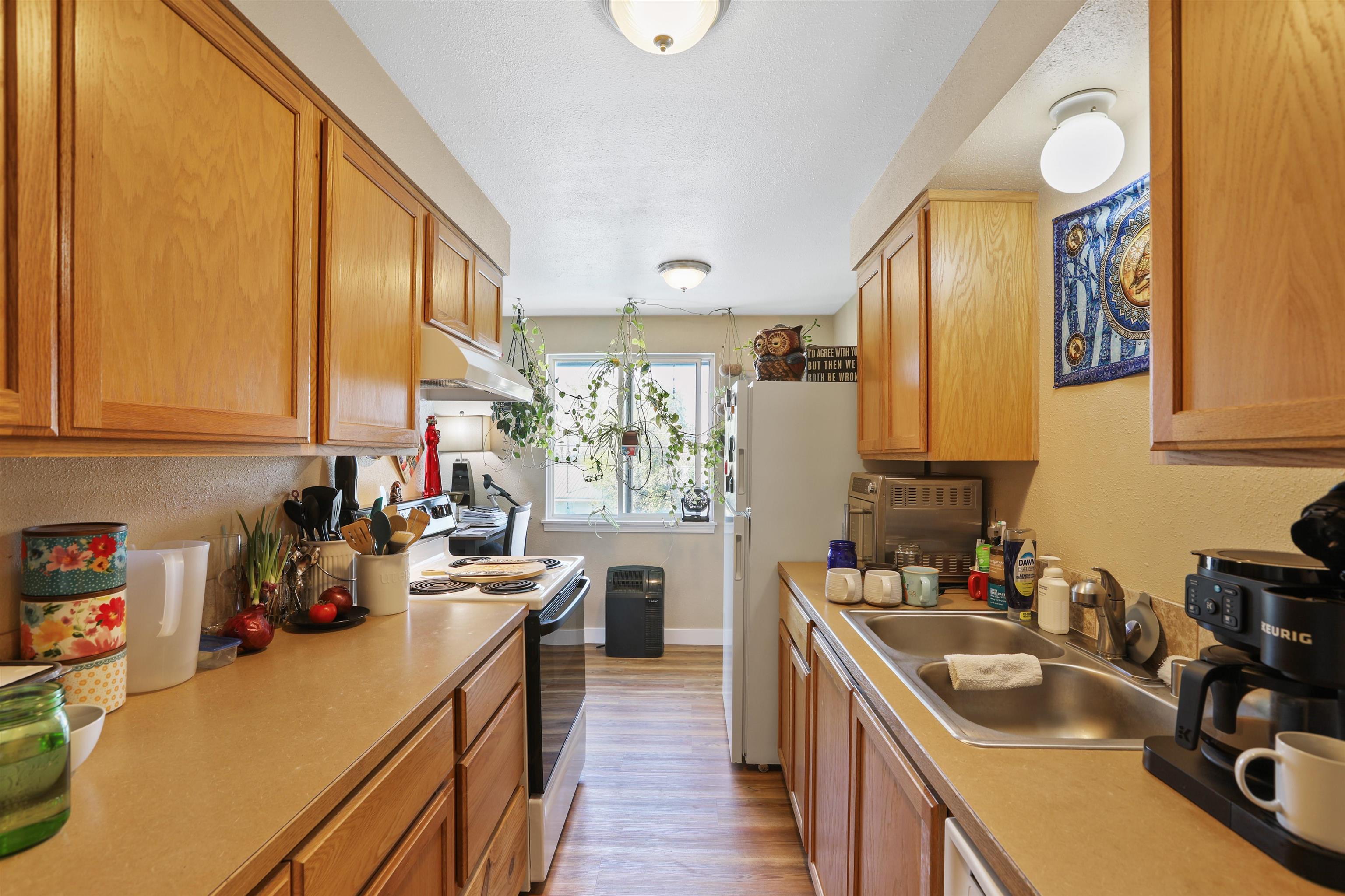 1847 E Marshall Ave - Photo 18