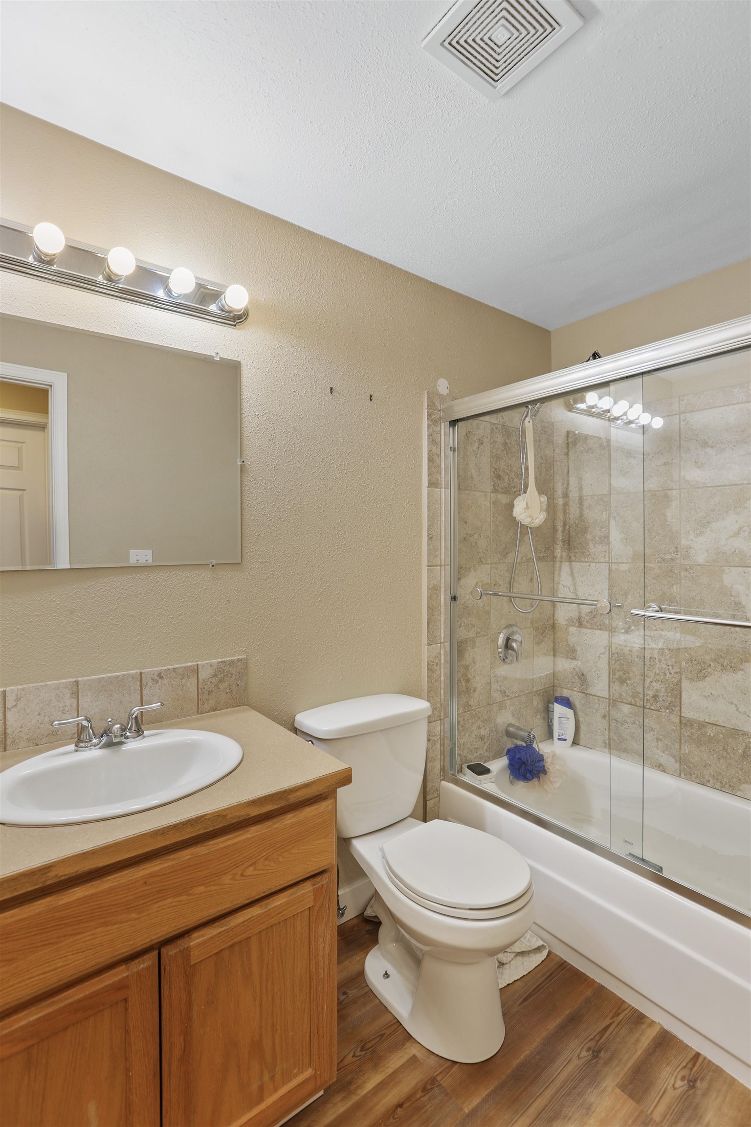 1847 E Marshall Ave - Photo 8