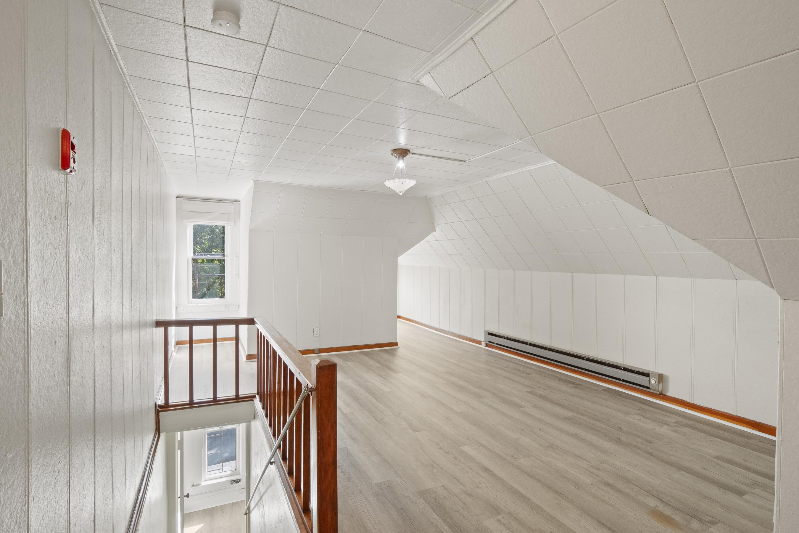 1122 S Walnut St - Photo 13
