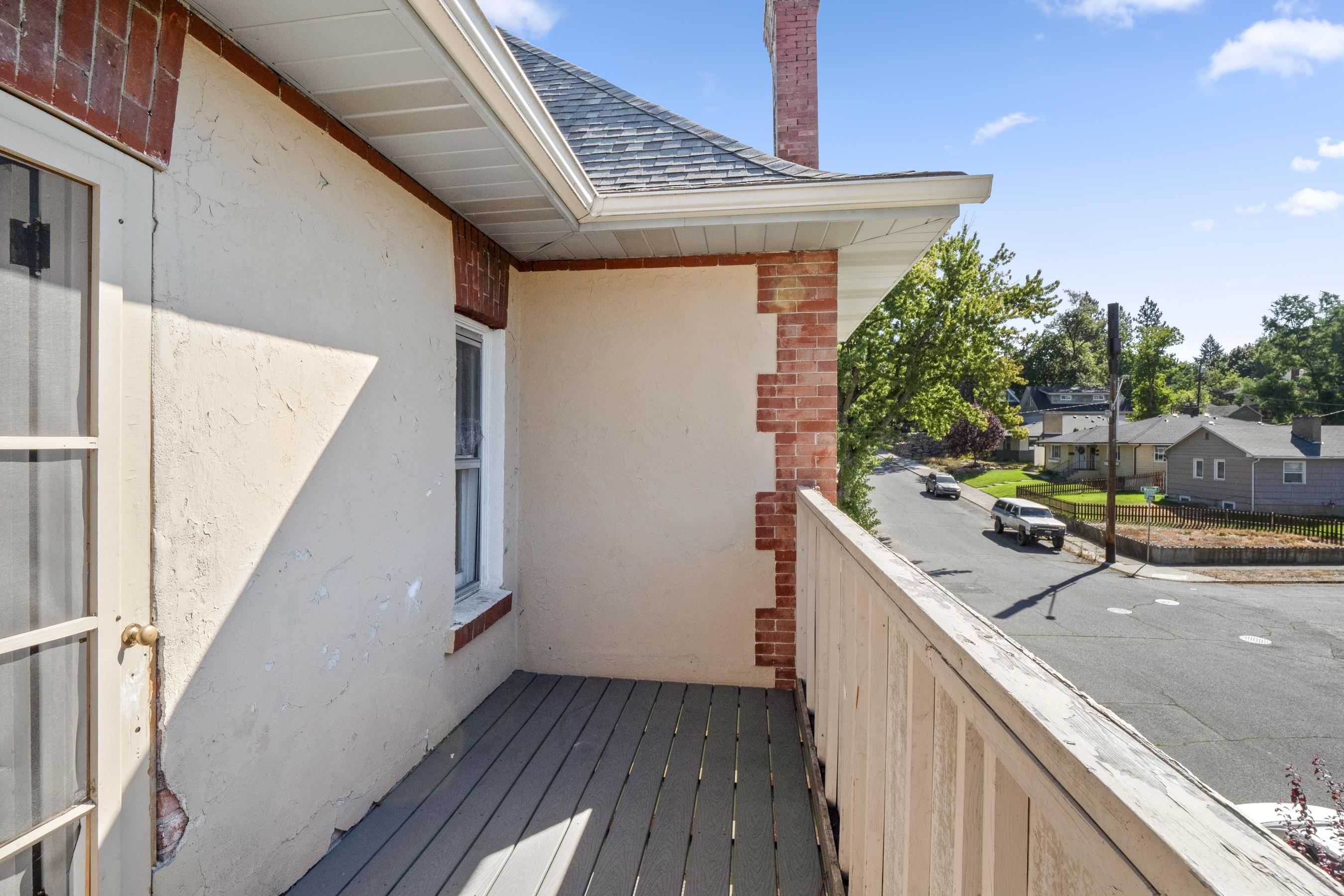 1122 S Walnut St - Photo 18