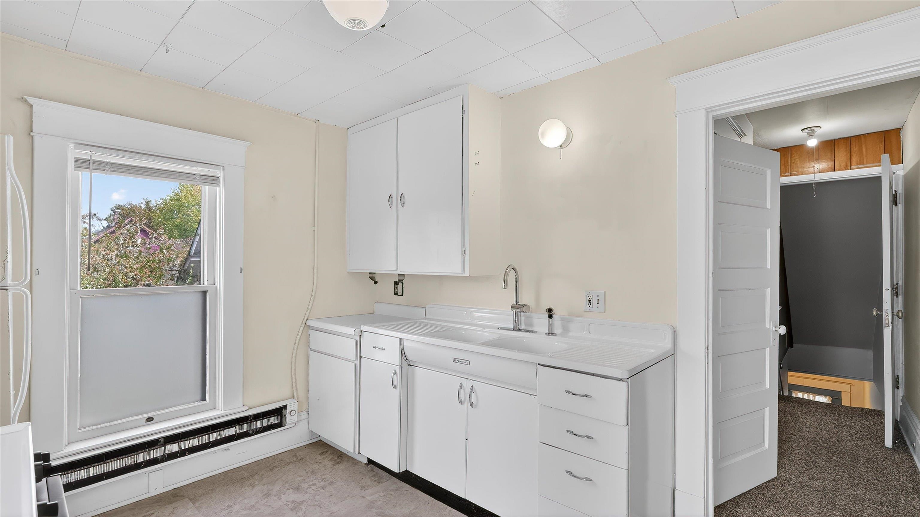1122 S Walnut St - Photo 24