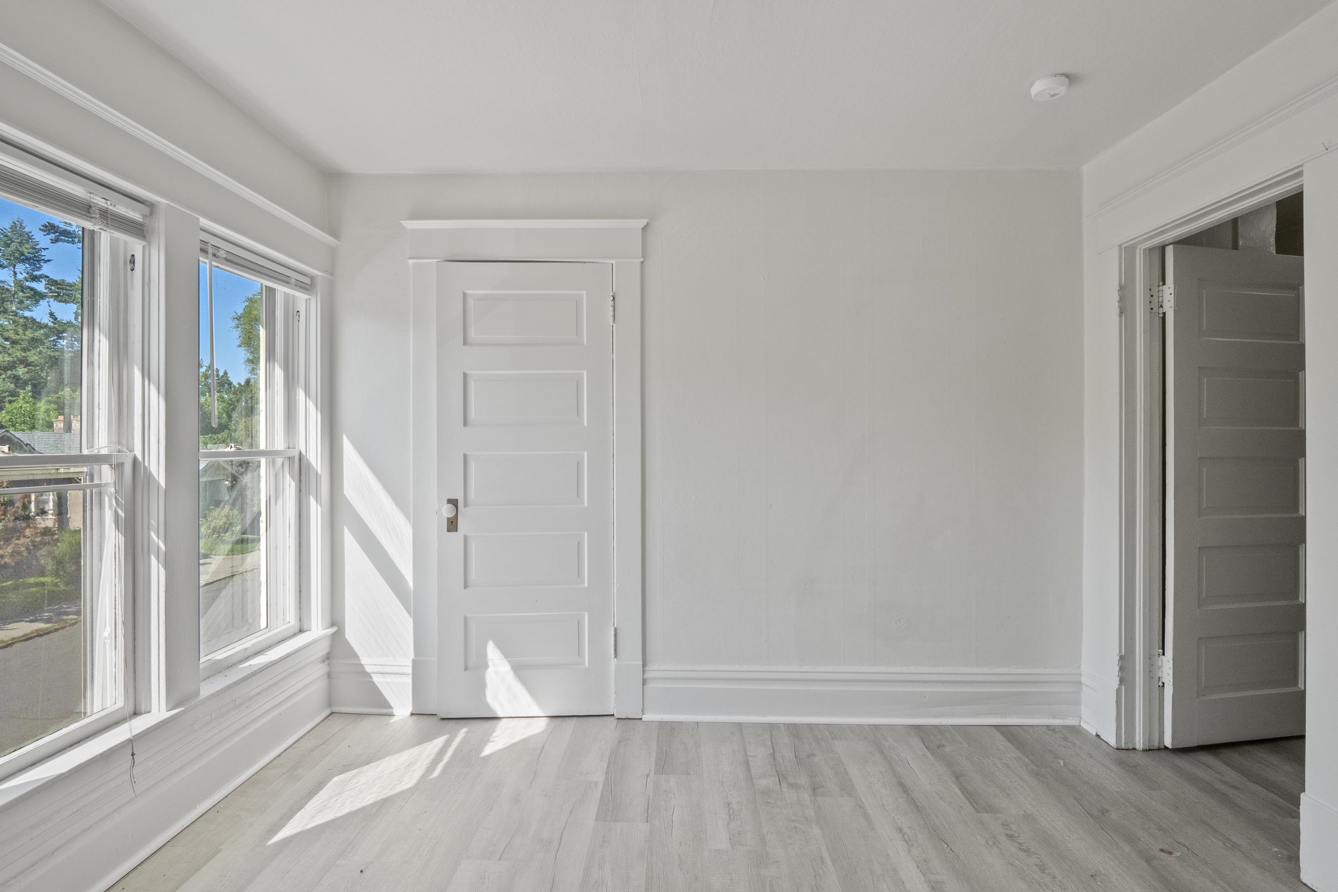 1122 S Walnut St - Photo 10