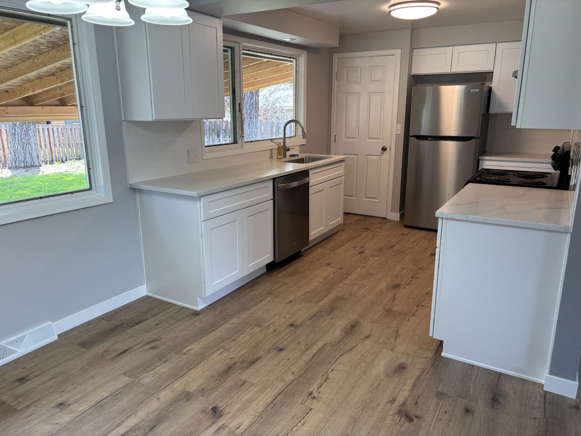 5017 W HOUSTON Ave - Photo 5