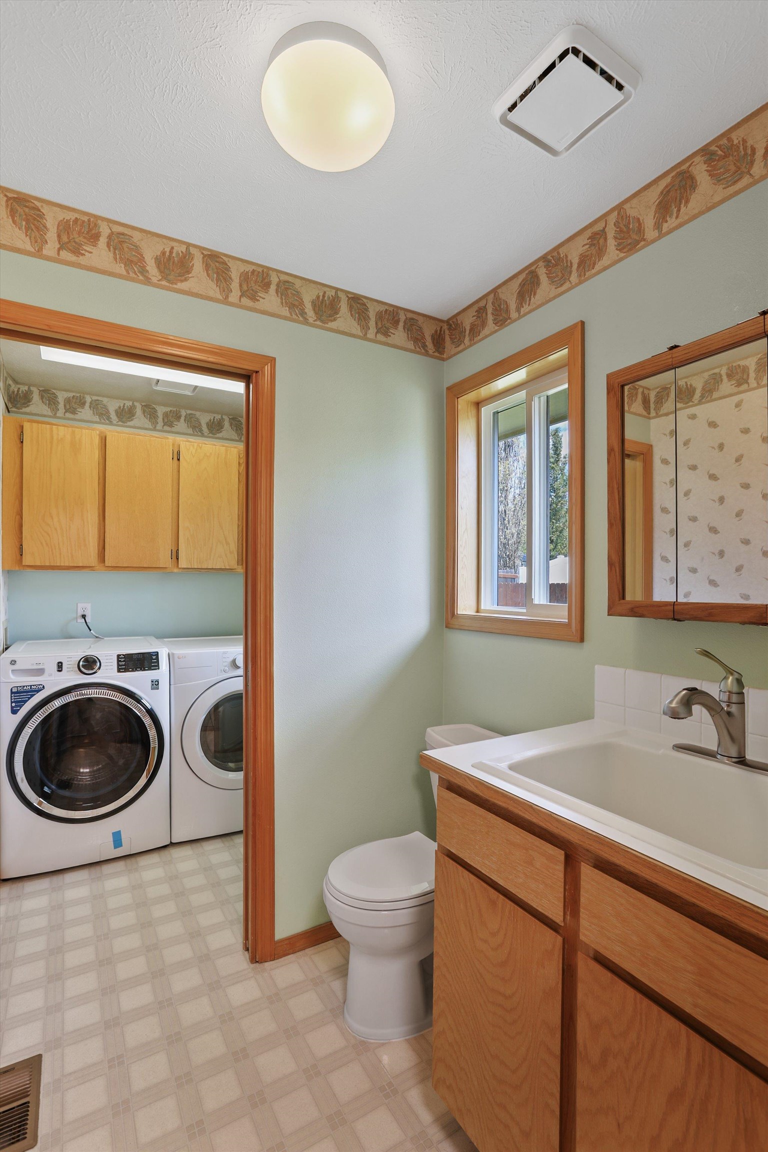 5216 W Bedford Ave - Photo 18
