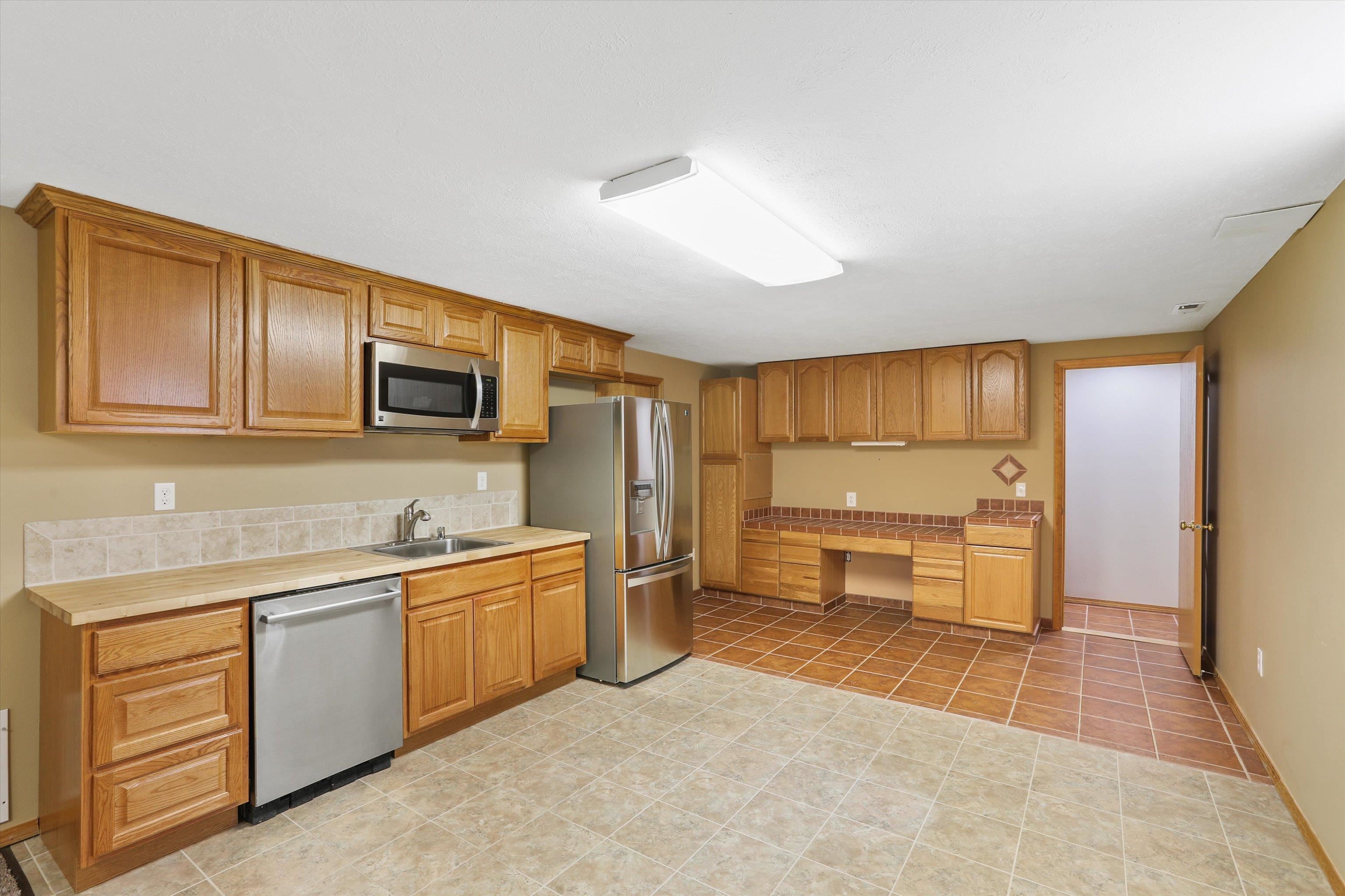 5216 W Bedford Ave - Photo 19