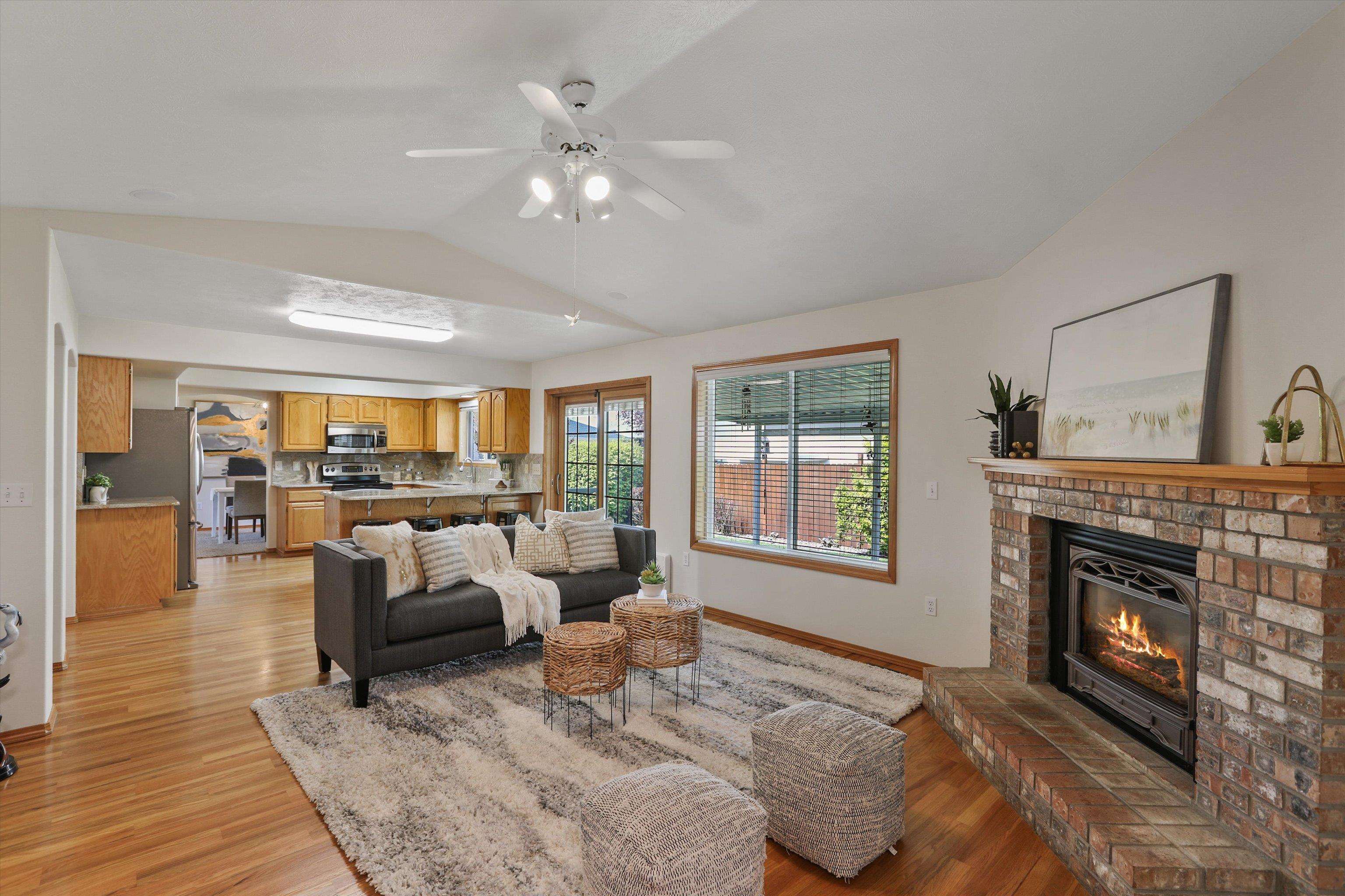 5216 W Bedford Ave - Photo 5