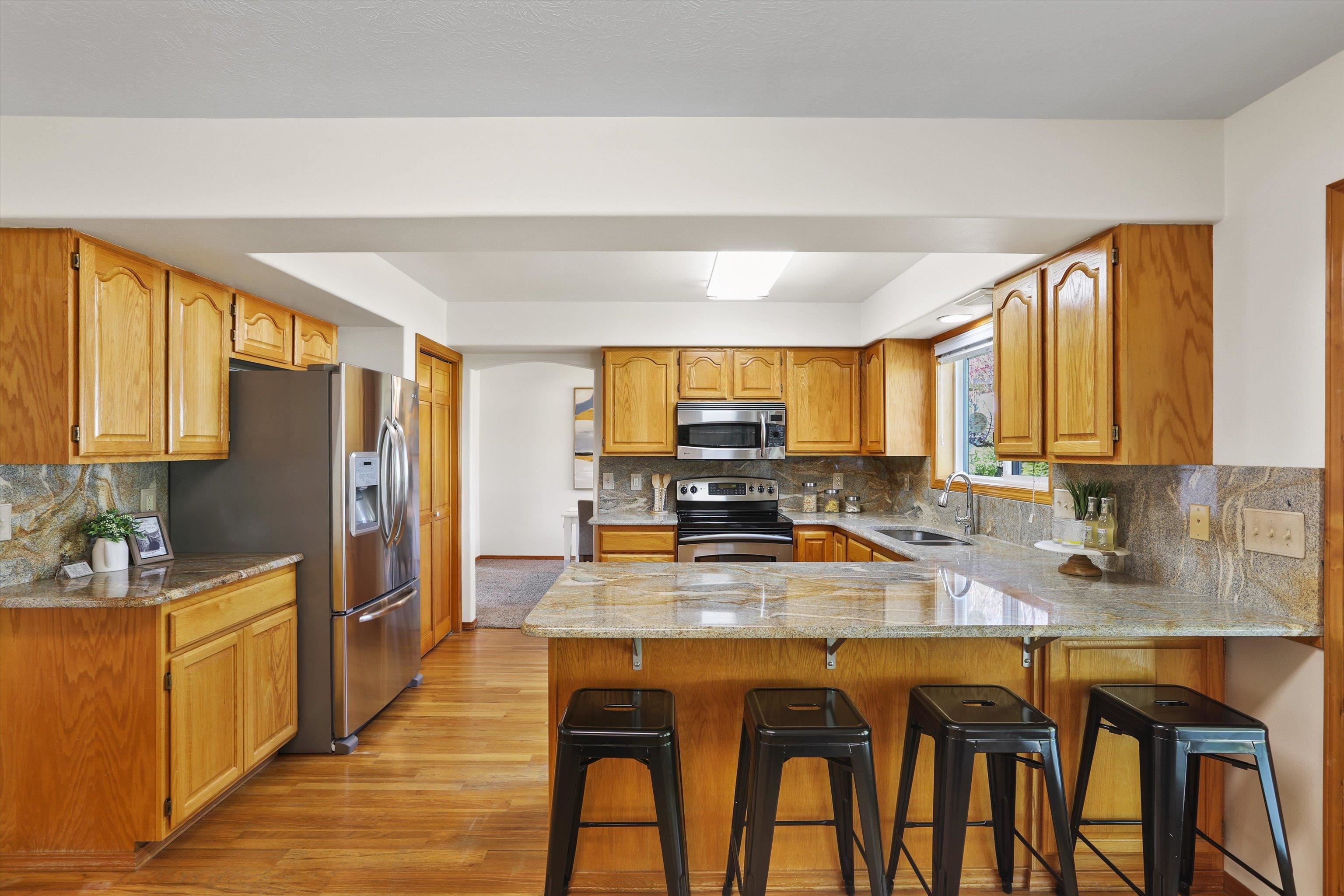 5216 W Bedford Ave - Photo 7