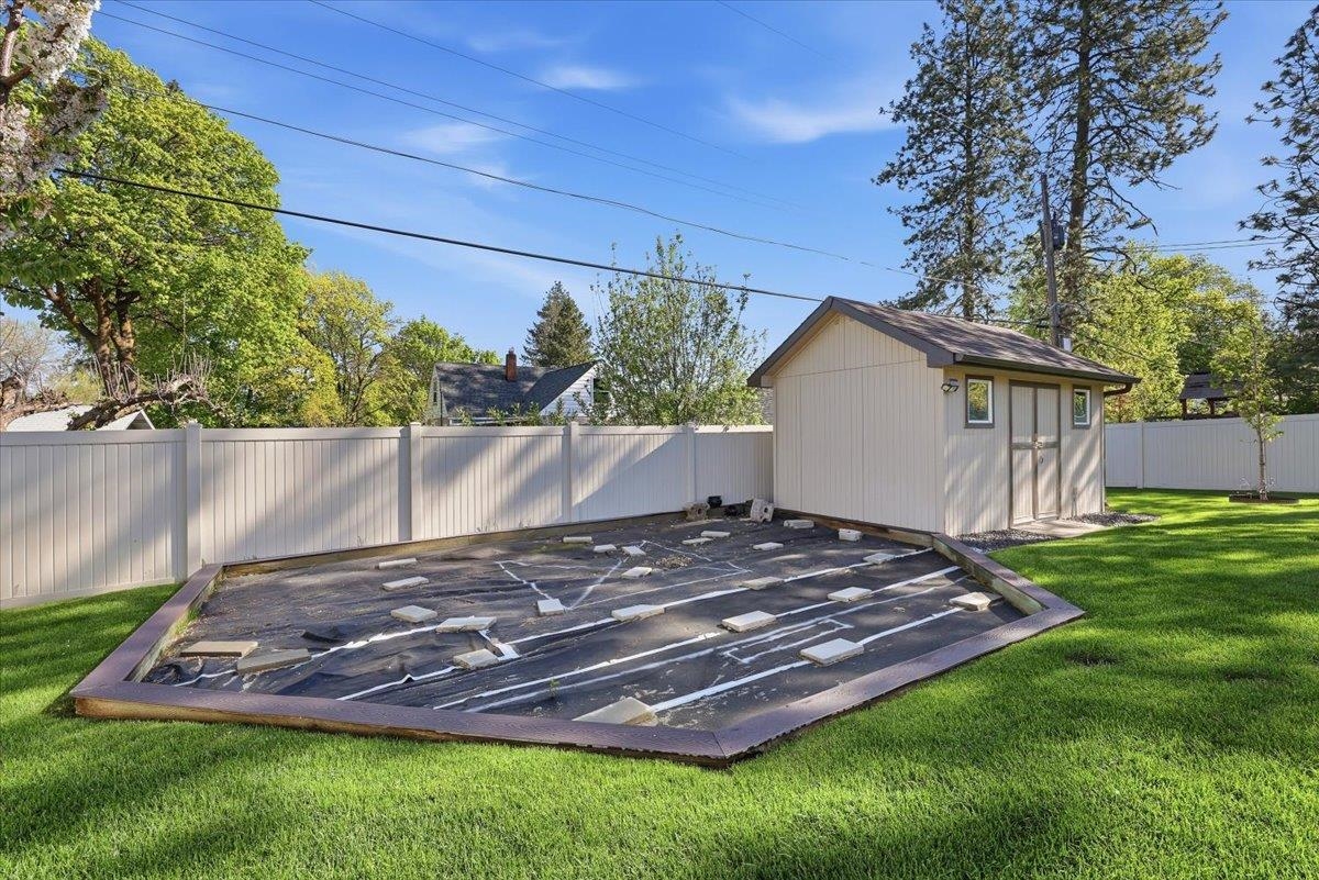 3127 E 31st Ave - Photo 35