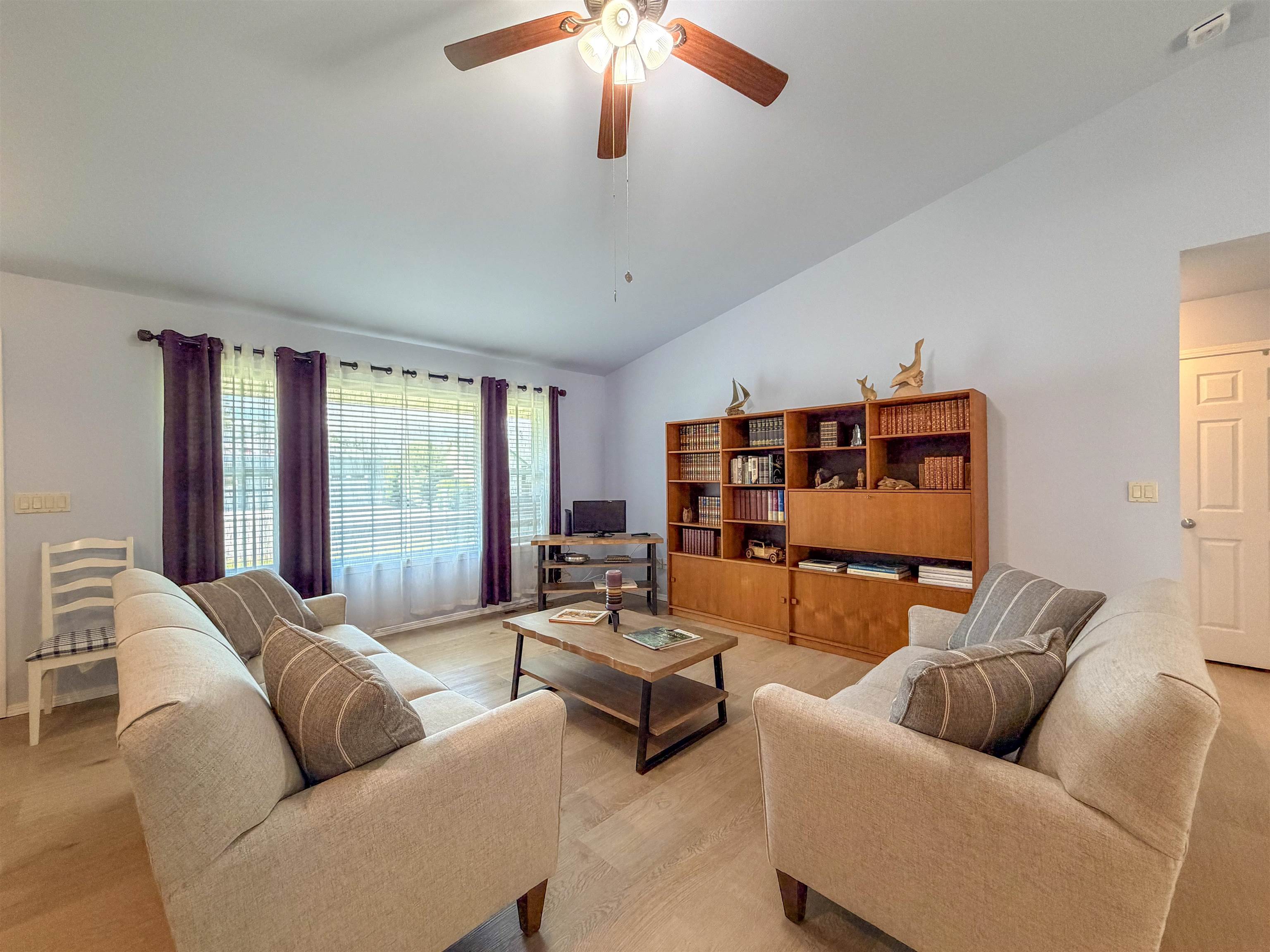 205 E Evergreen Dr - Photo 8