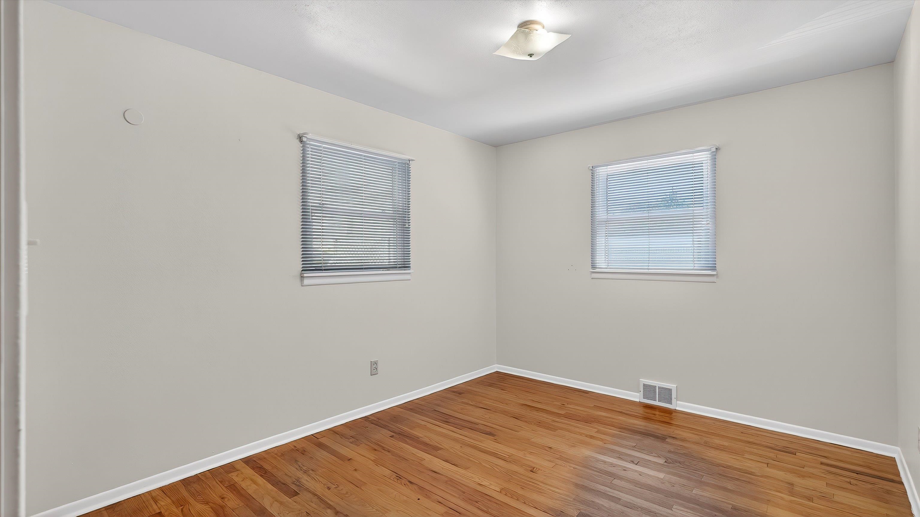1604 N COOK St - Photo 16