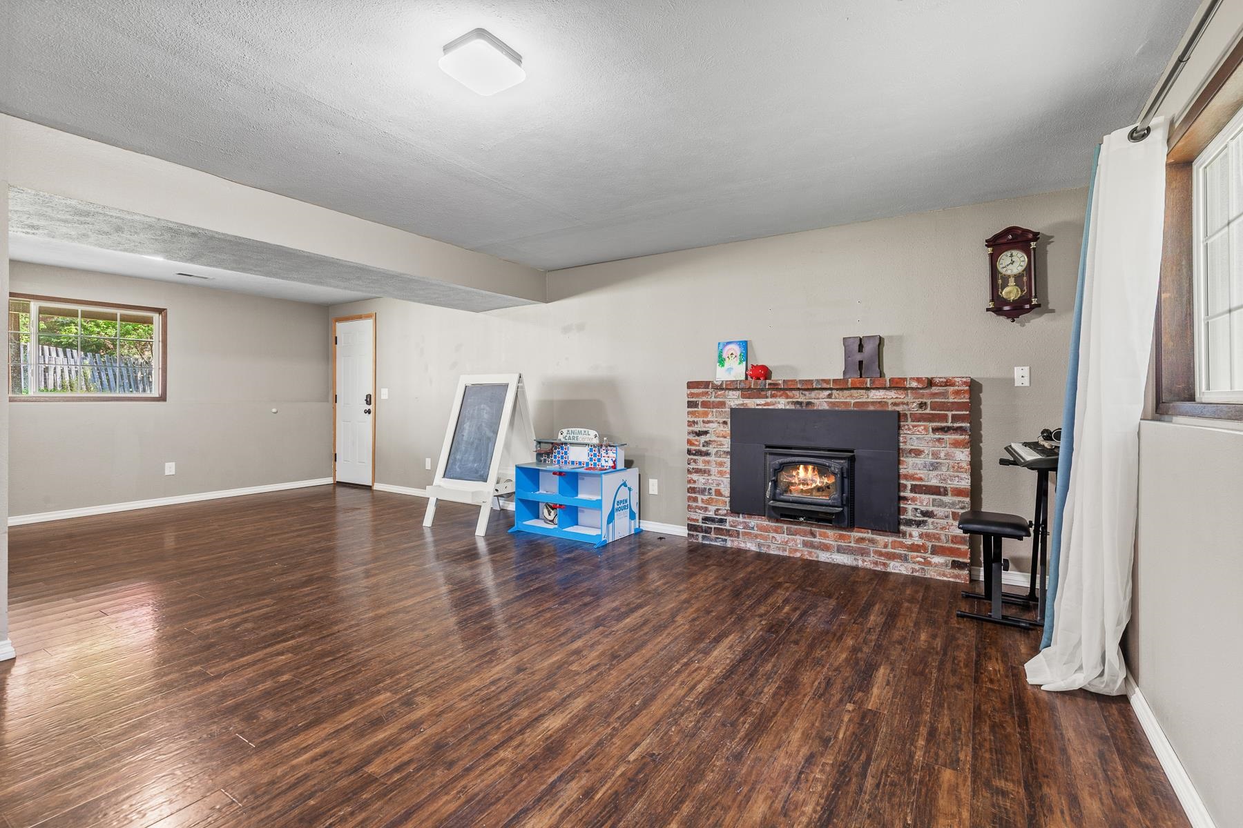 14318 N Dakota St - Photo 18