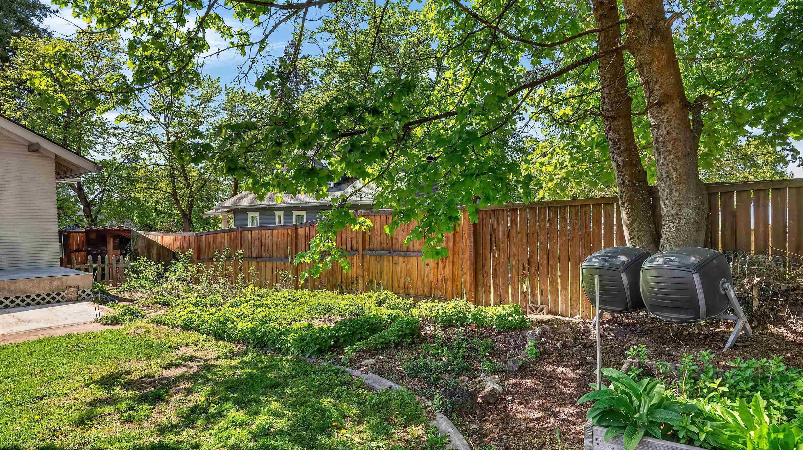 3202 W Kiernan Ave - Photo 29
