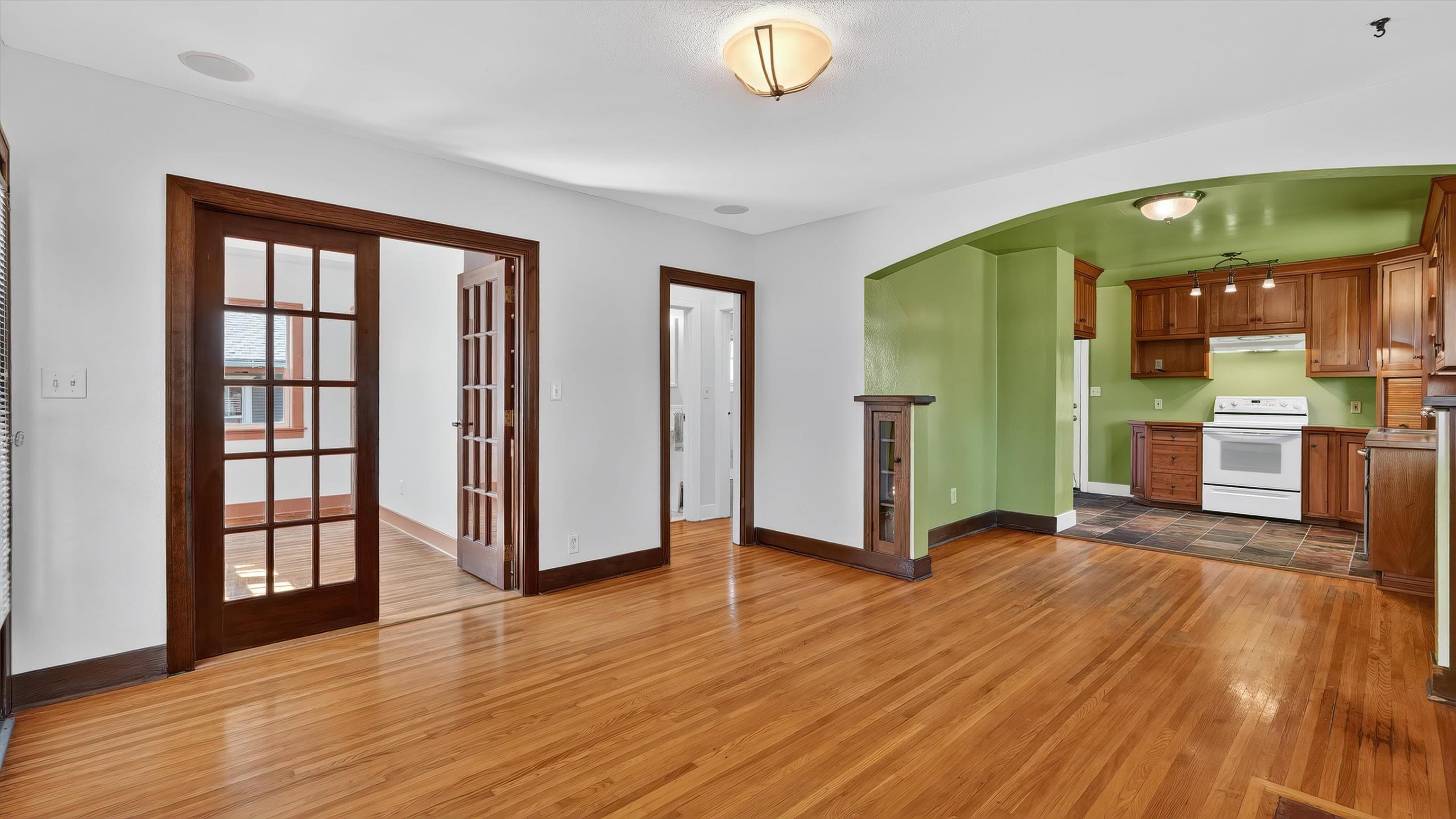 3202 W Kiernan Ave - Photo 4