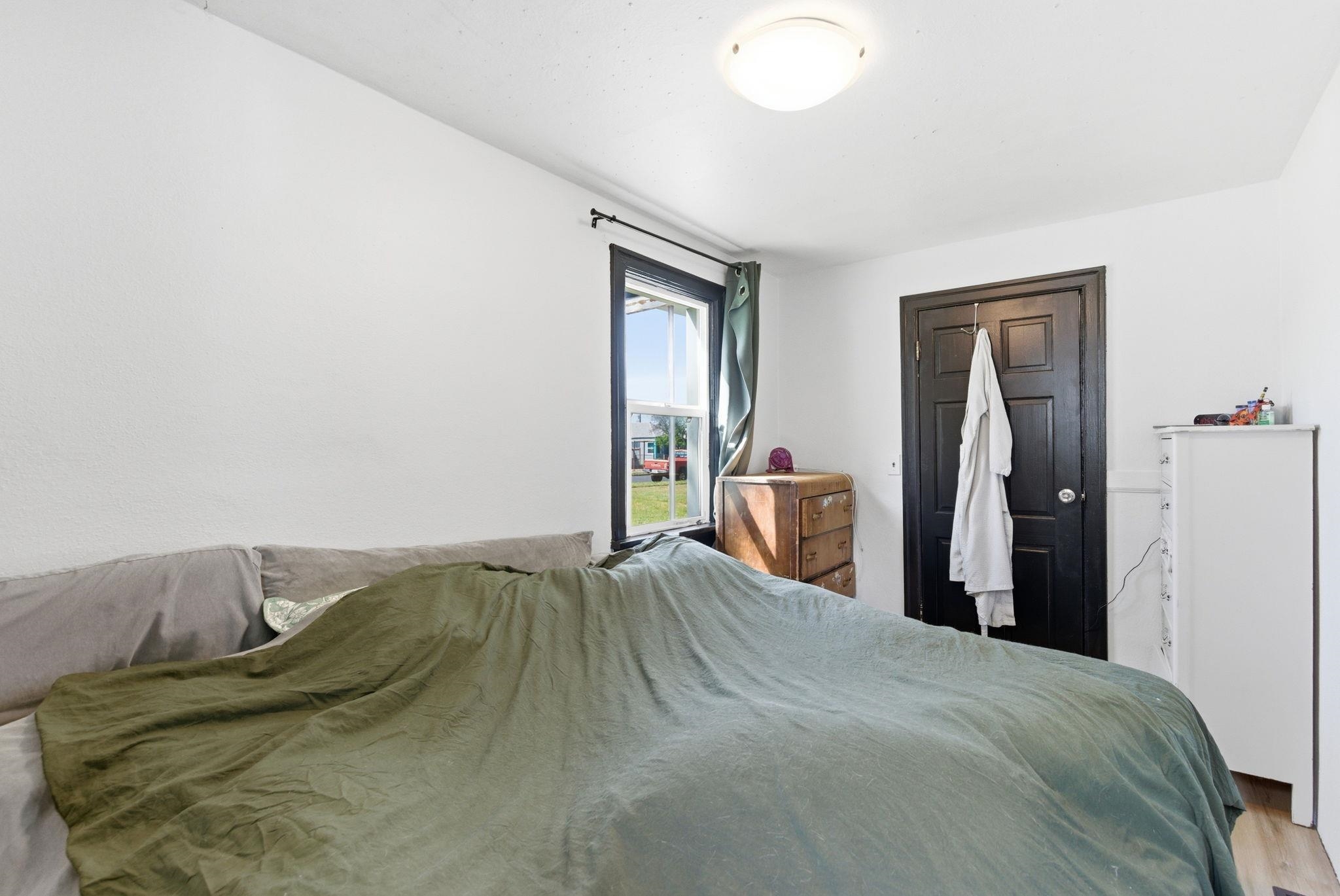 403 E Sanson Ave - Photo 16