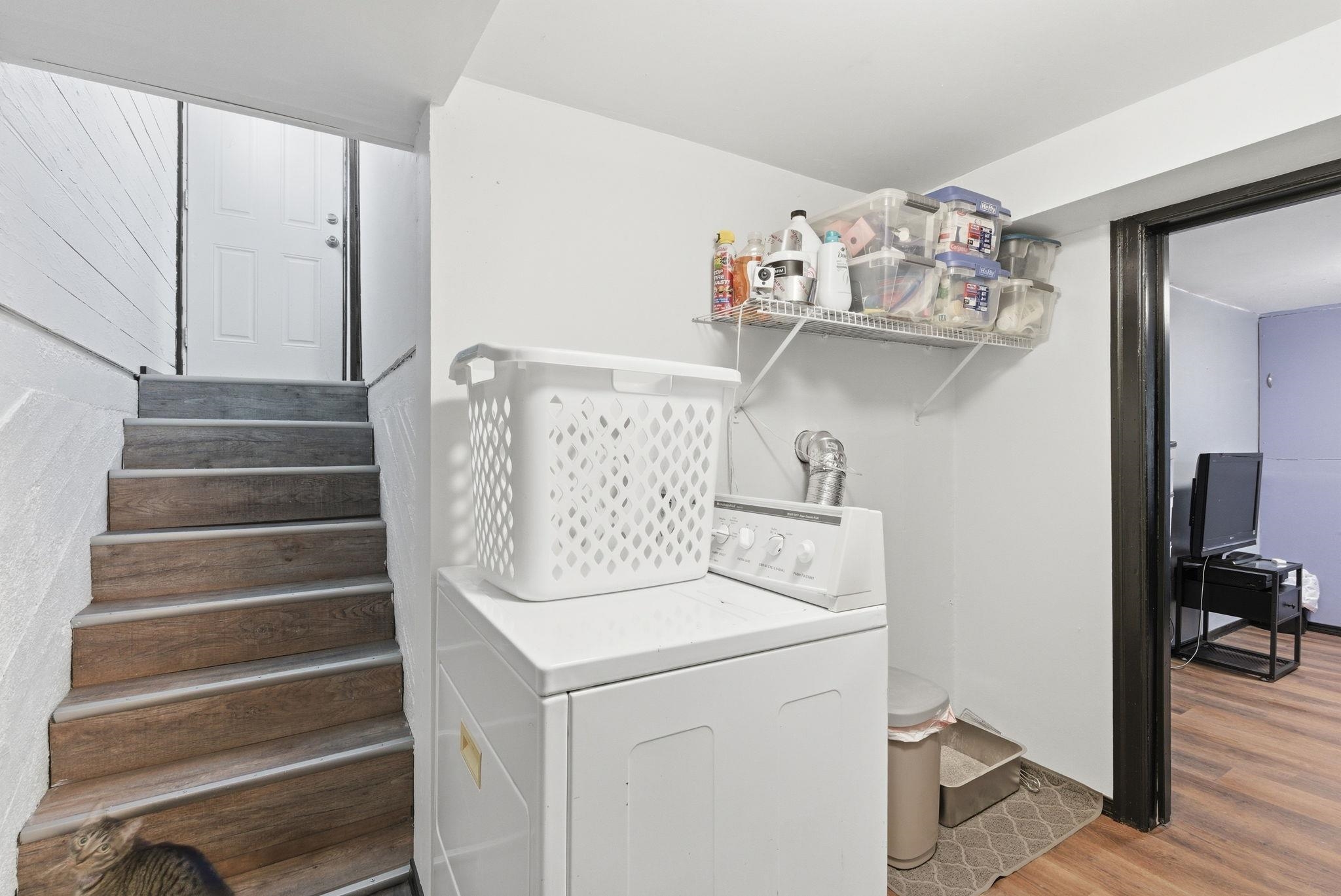 403 E Sanson Ave - Photo 18