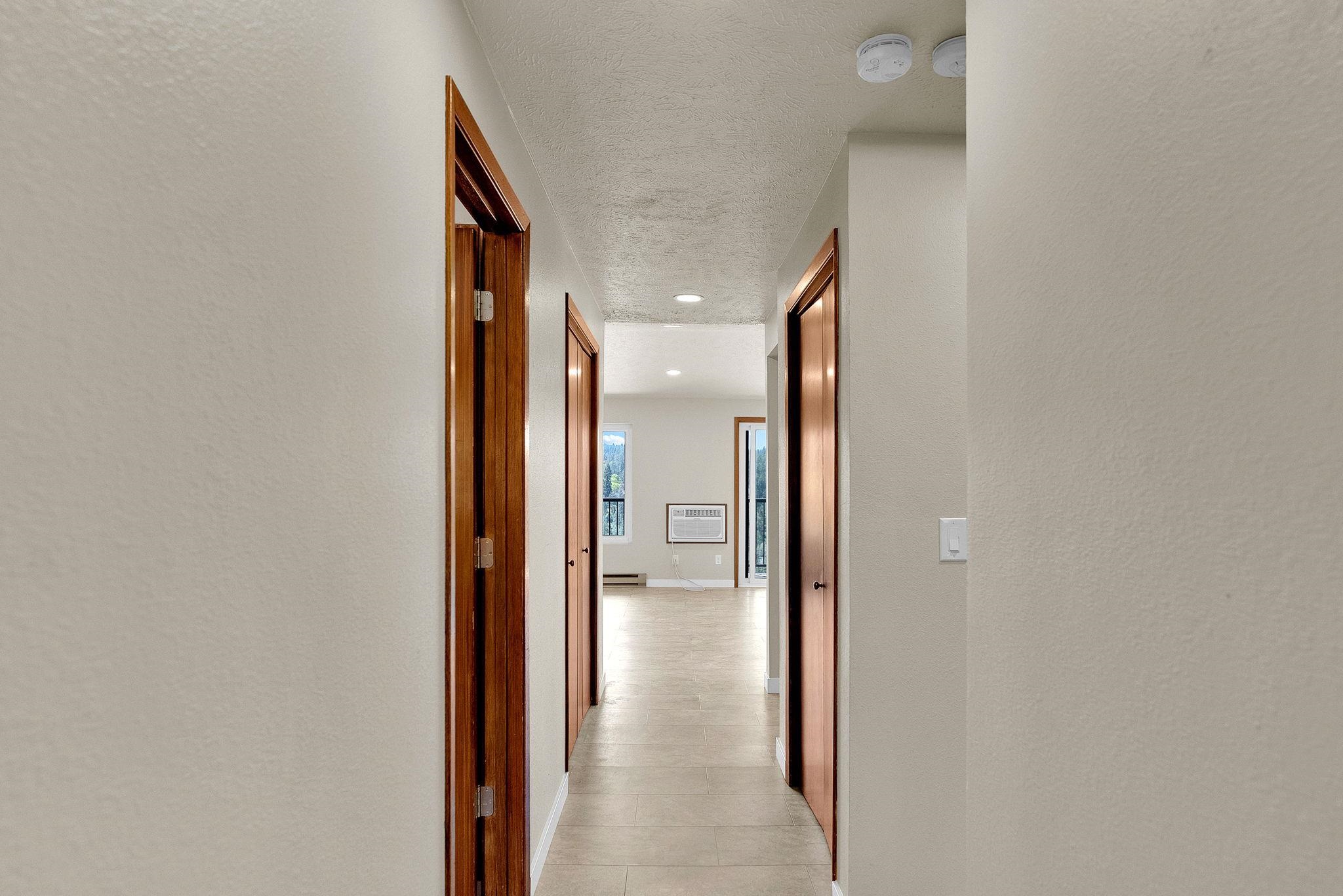 166 S Coeur d'Alene St - Photo 7