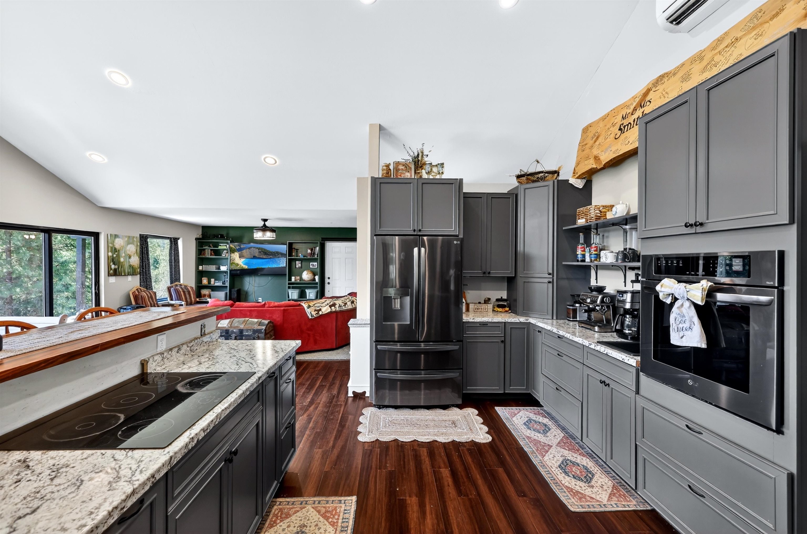 169 Royal Ln - Photo 3