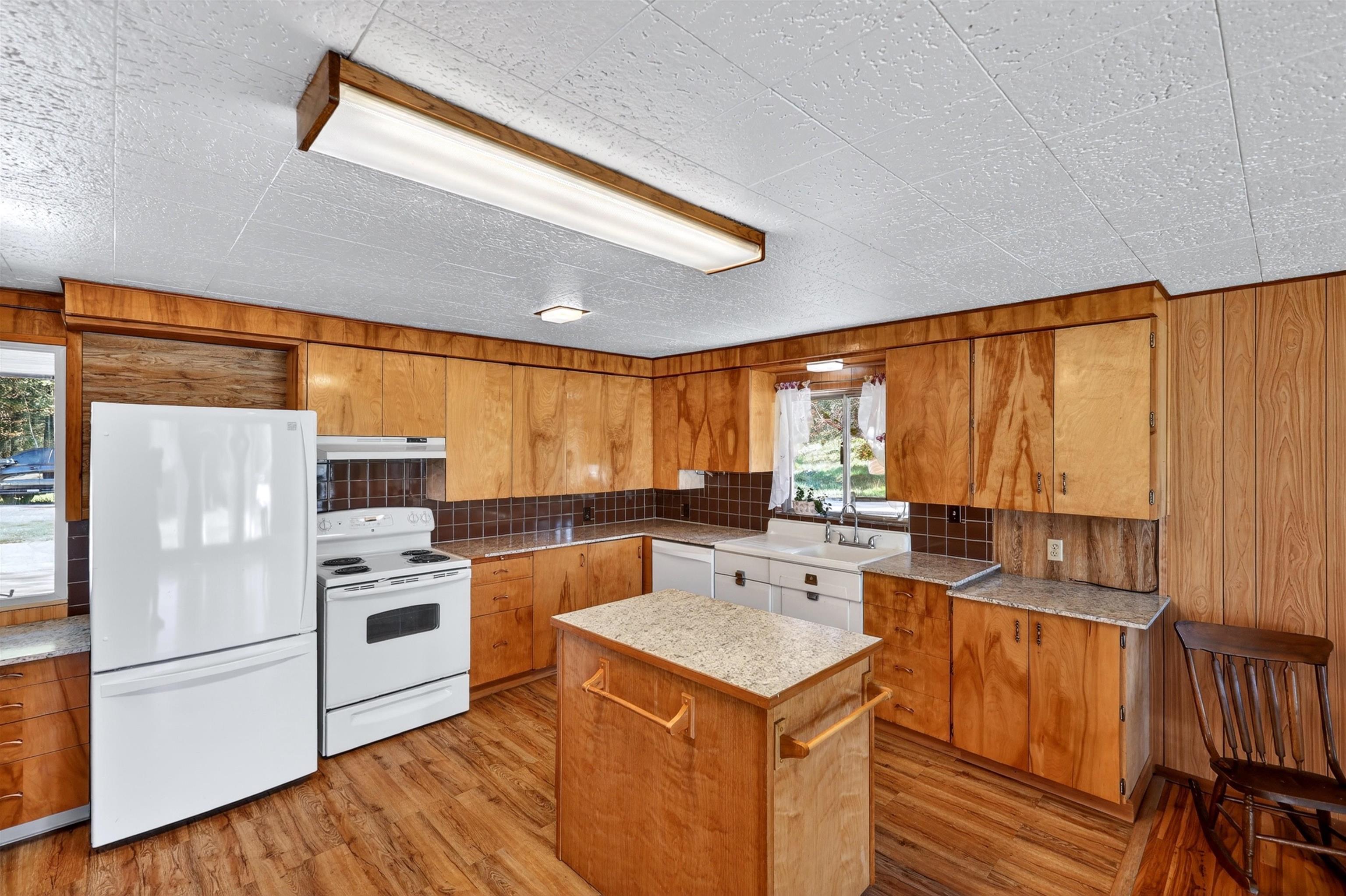319 N Cass Ave - Photo 4