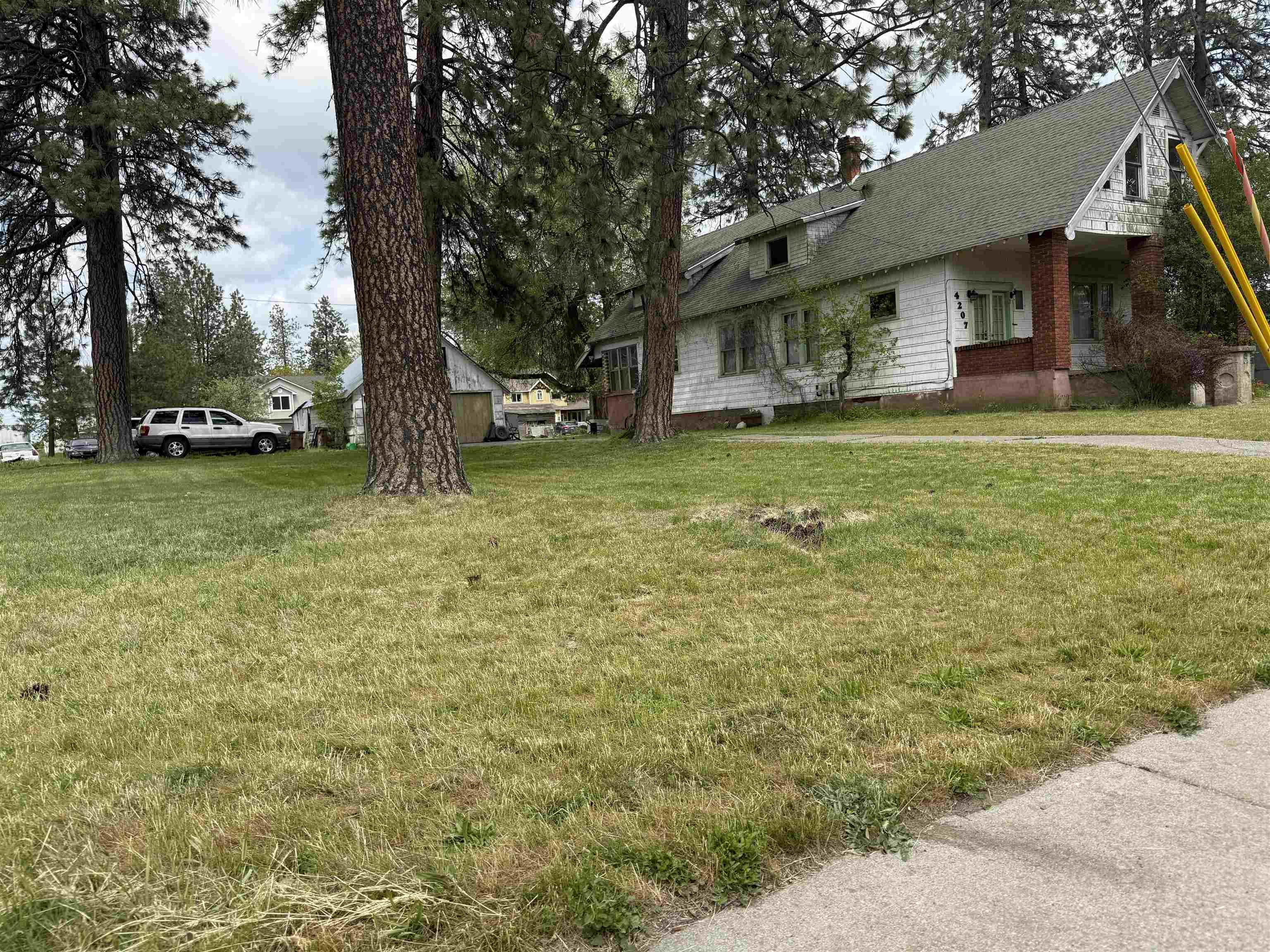 4207 E 28th Ave - Photo 3