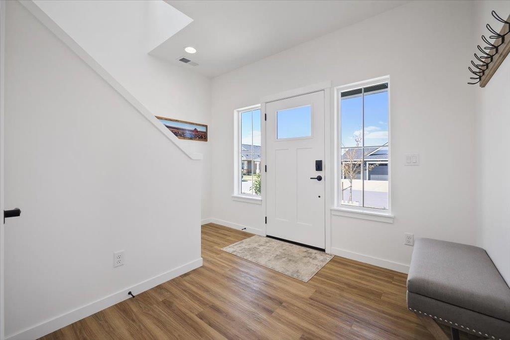 2392 N CLIVE Ln - Photo 4