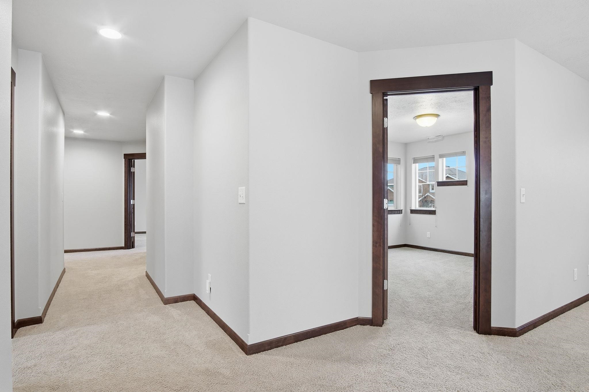 2120 S Selkirk Dr - Photo 18