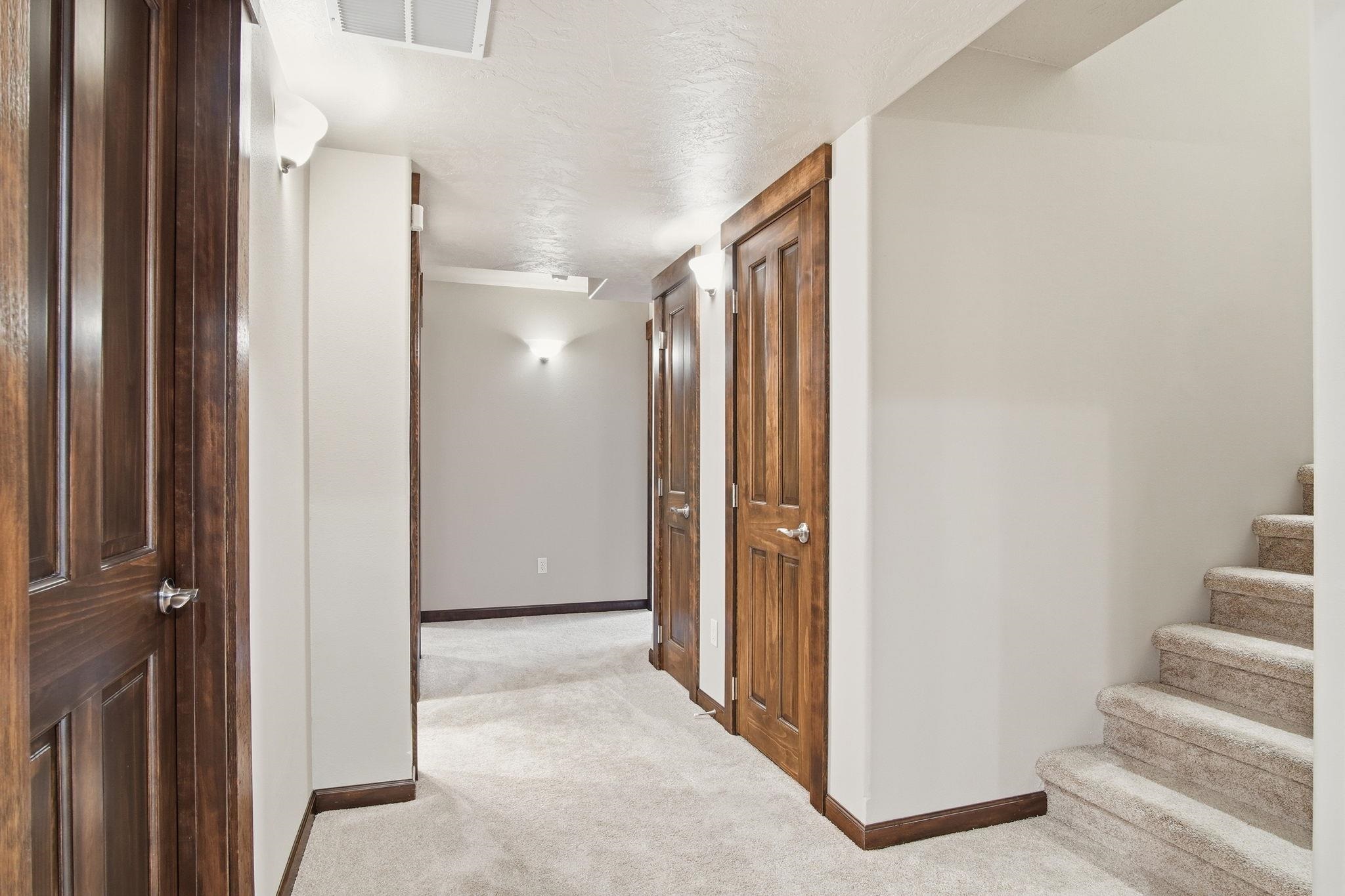2120 S Selkirk Dr - Photo 30