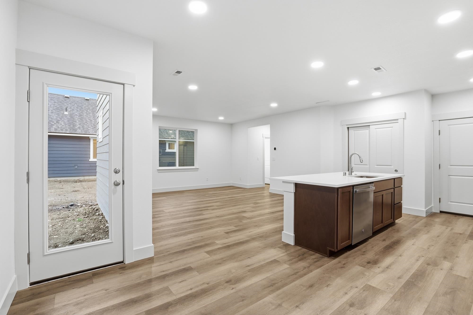 420 N Viewmont Ct - Photo 7