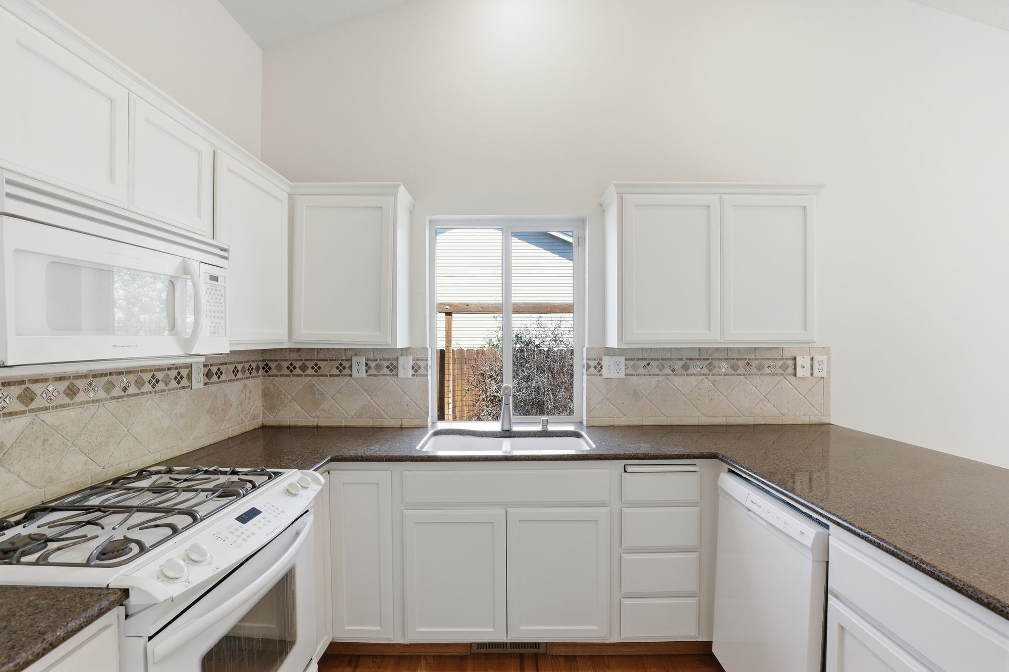8913 E Vista Park Dr - Photo 11