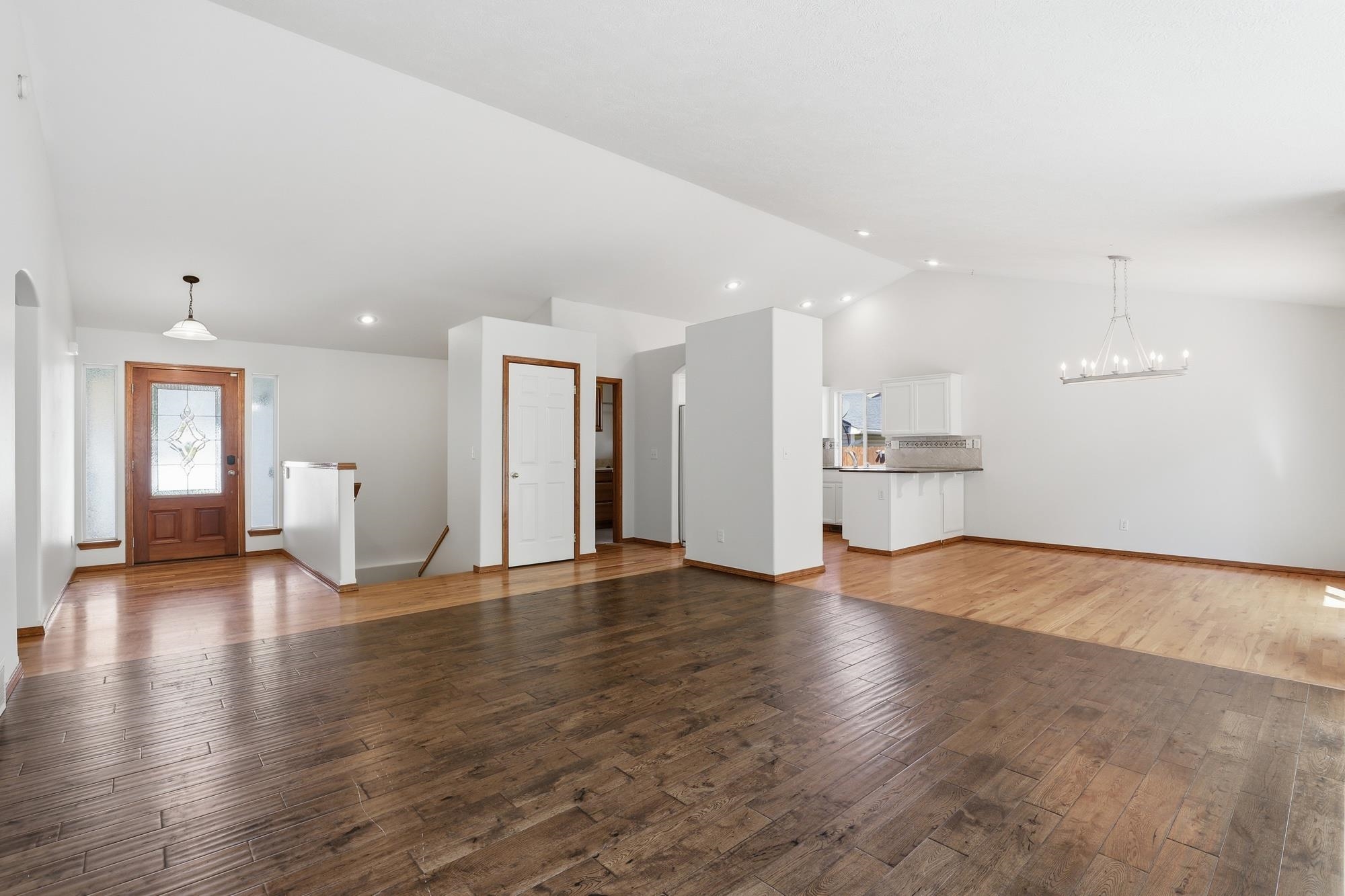 8913 E Vista Park Dr - Photo 4