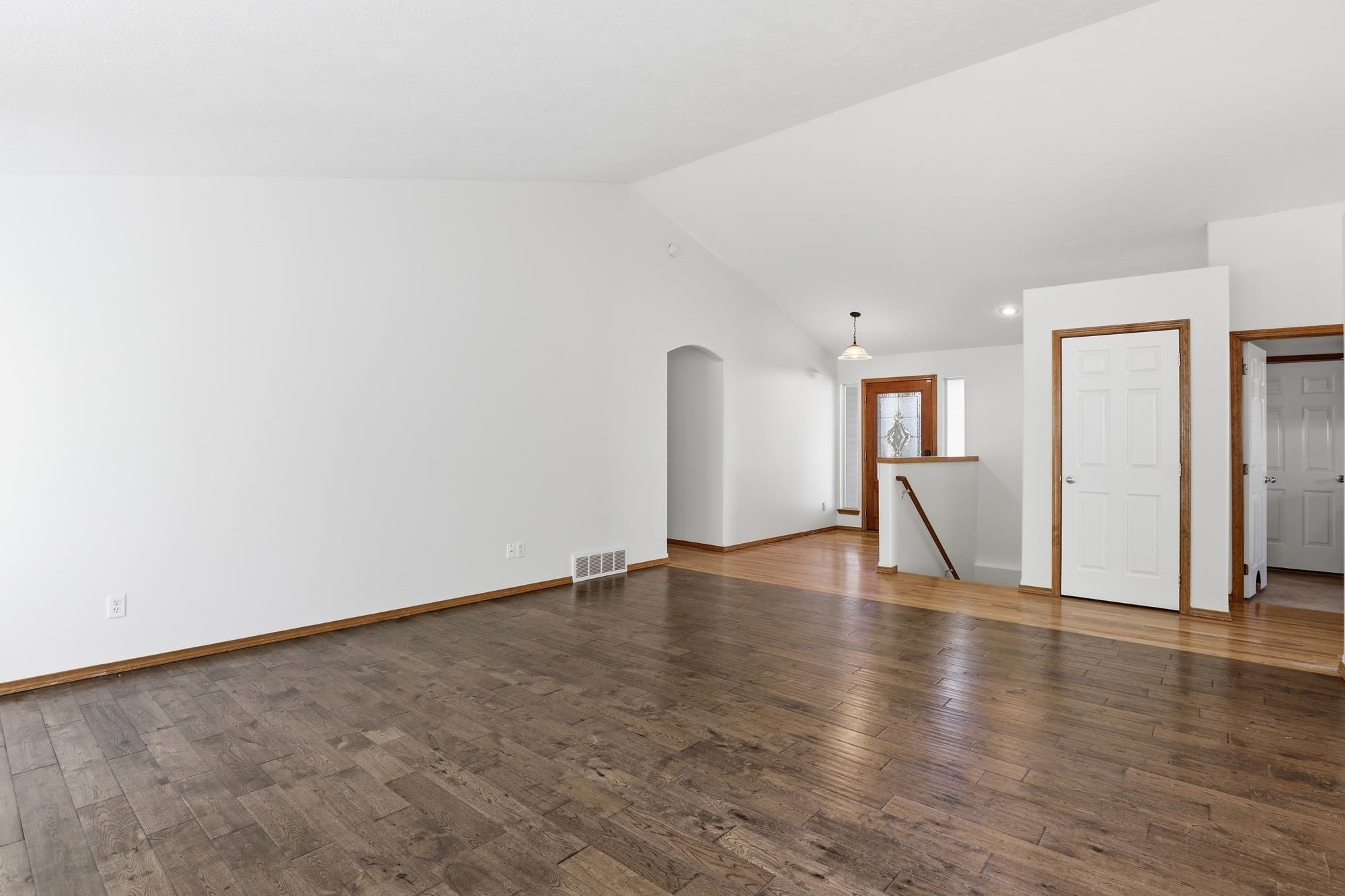 8913 E Vista Park Dr - Photo 7