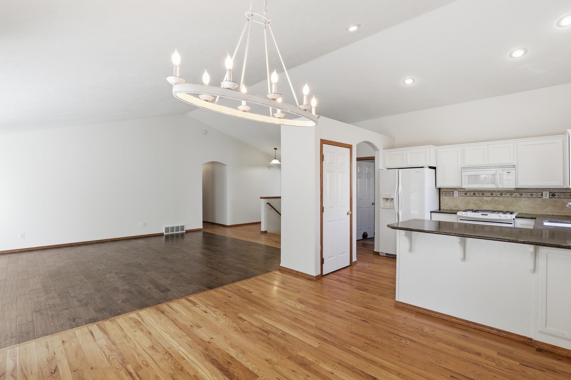 8913 E Vista Park Dr - Photo 9