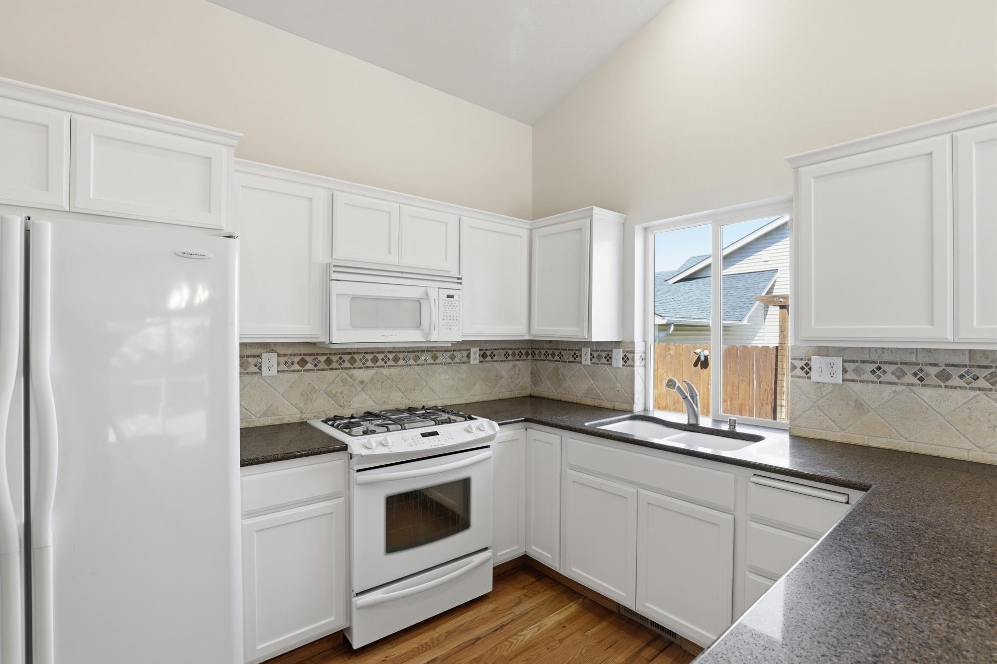 8913 E Vista Park Dr - Photo 10