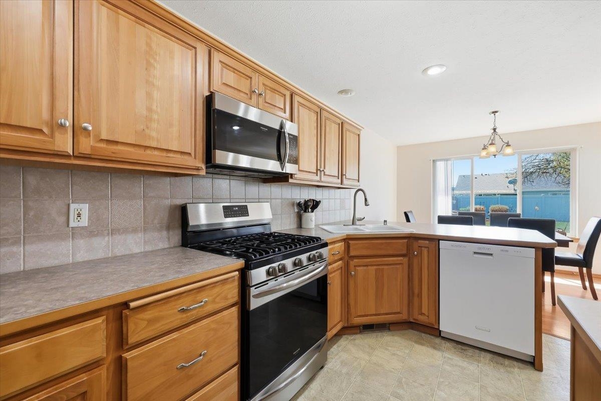 1818 S Sullivan Rd - Photo 12