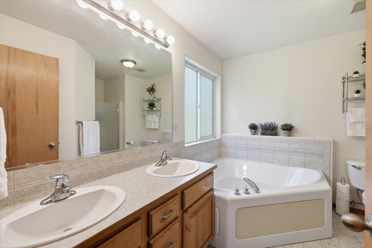 1818 S Sullivan Rd - Photo 14