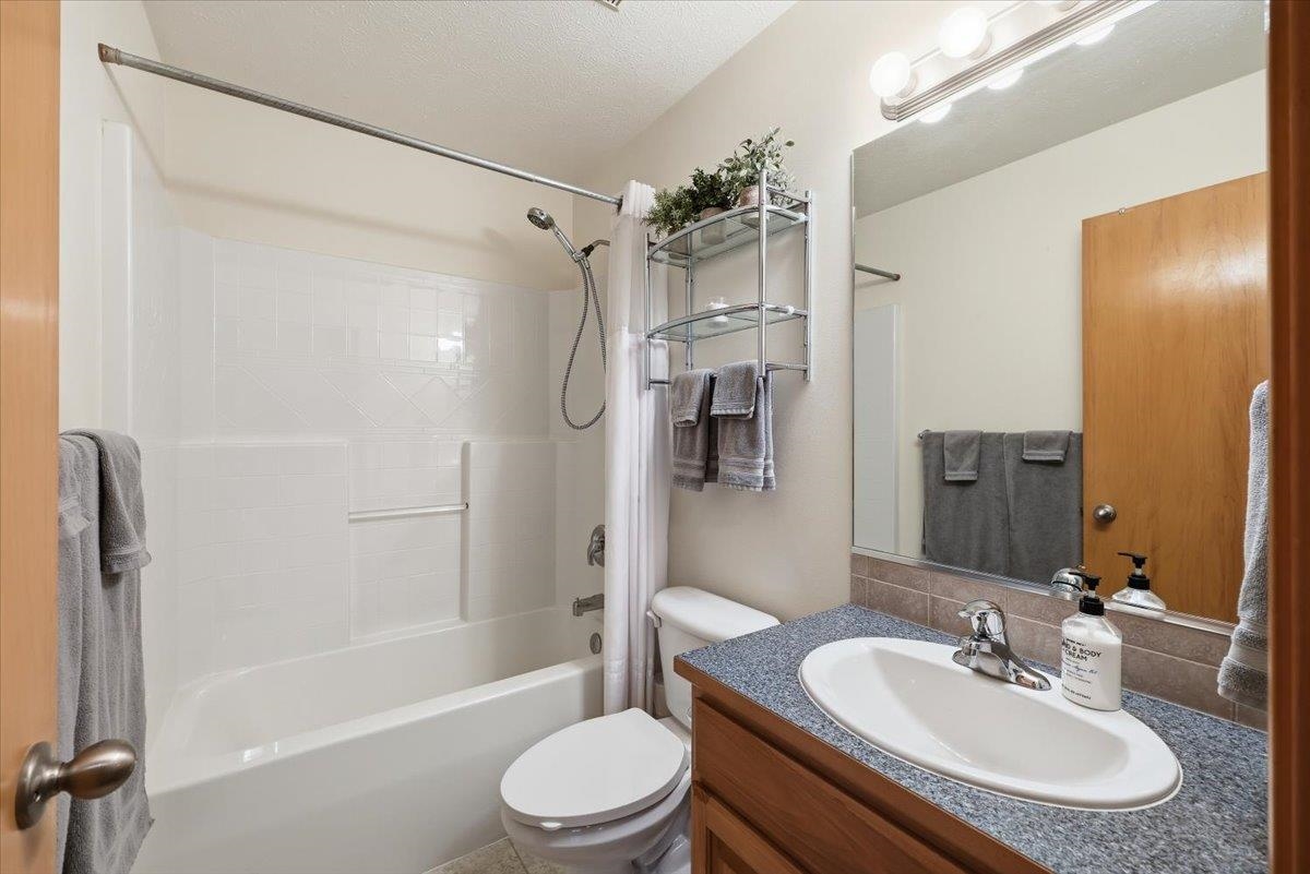 1818 S Sullivan Rd - Photo 17