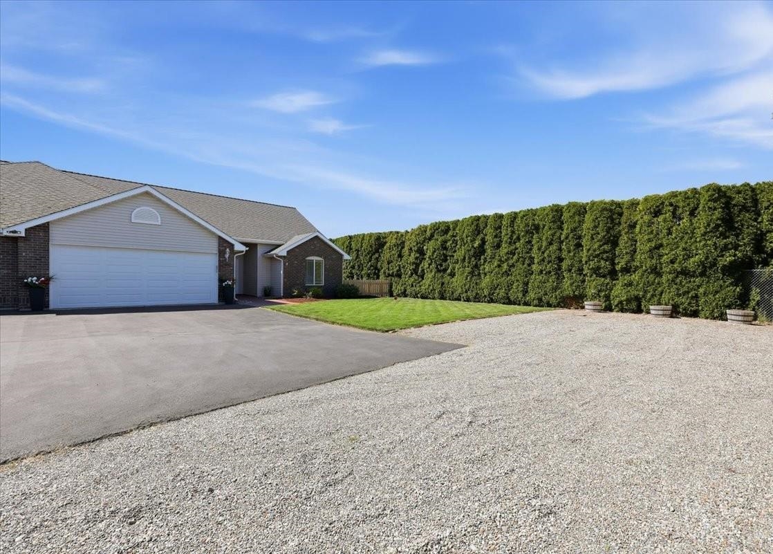 1818 S Sullivan Rd - Photo 4