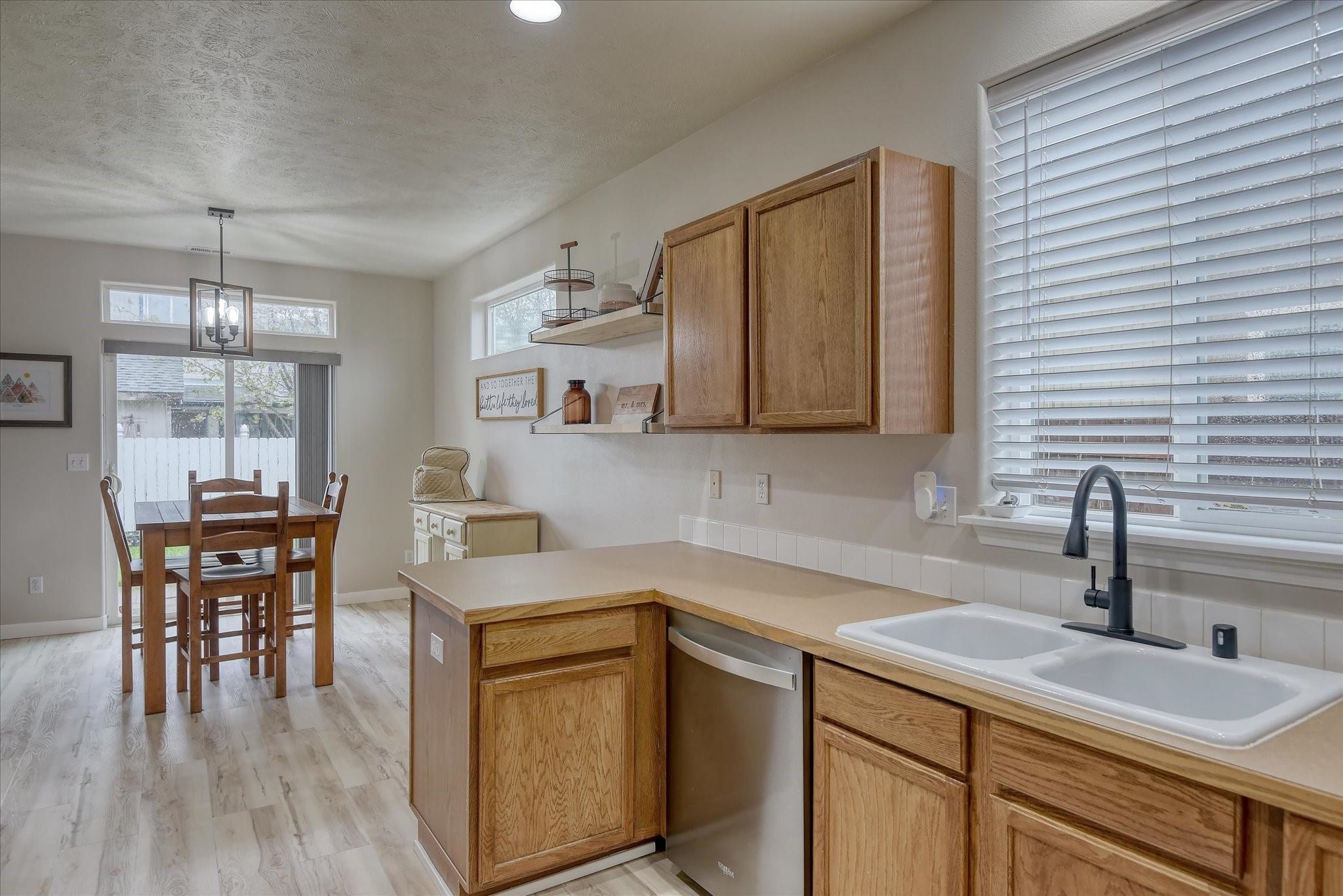 12421 W 4th Ave - Photo 18