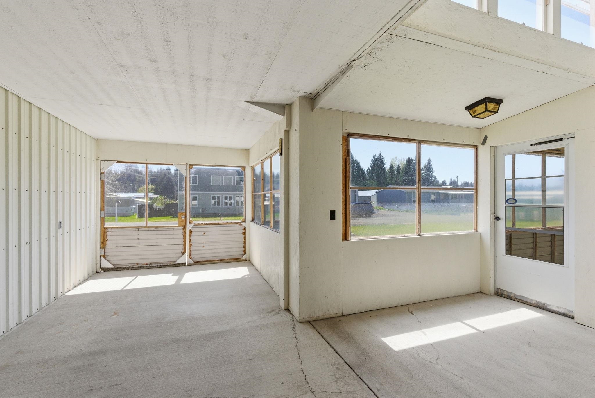 19014 W Bunker Rd - Photo 4